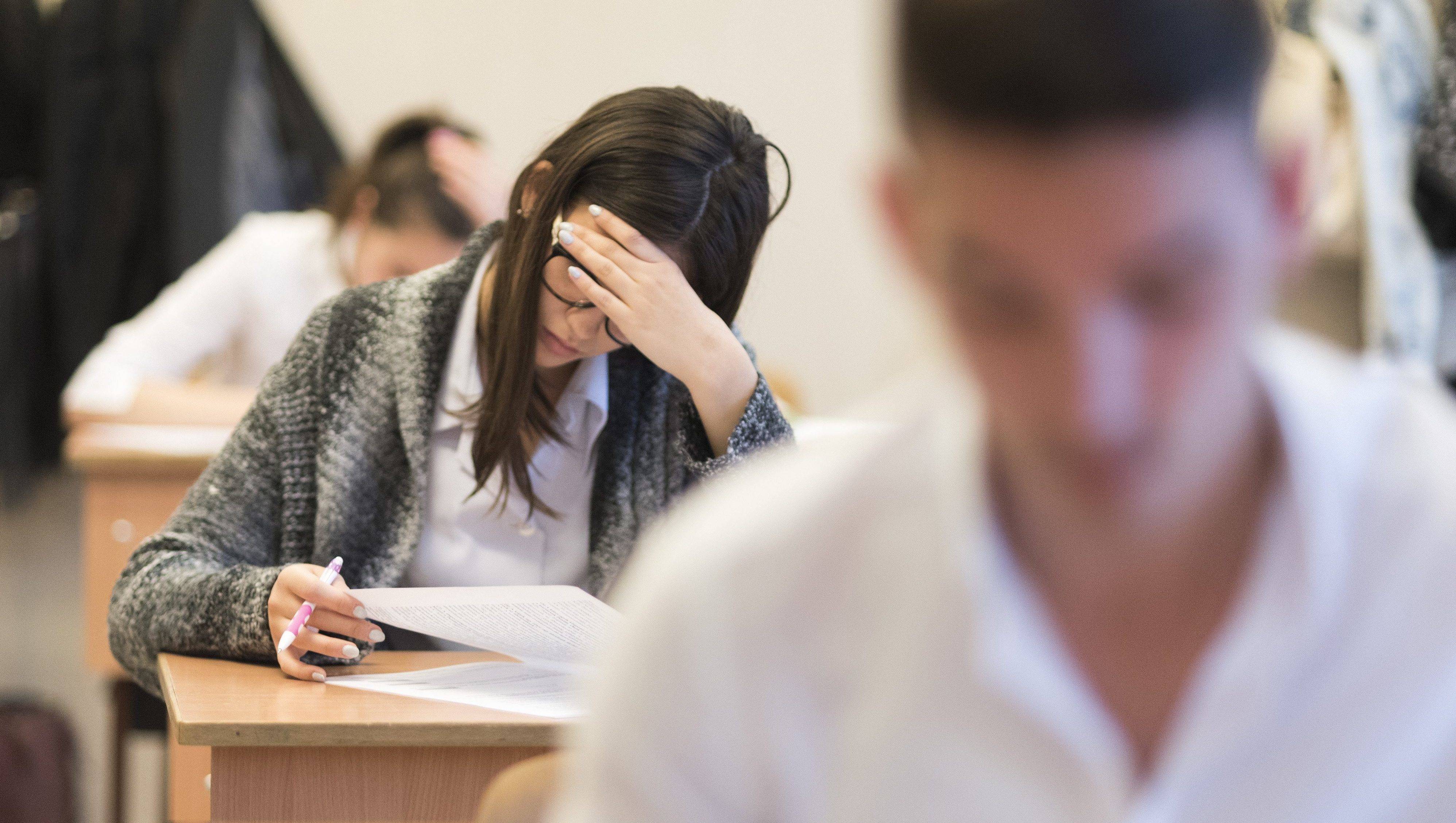 Jövőre nem érettségiztethet a Szinyei Merse Pál Gimnázium, leváltották az igazgatót