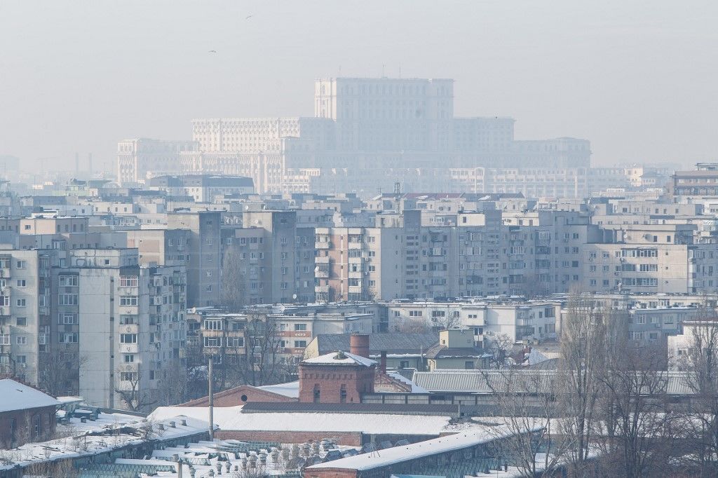 A főpolgármester kitiltaná Bukarest központjából a szennyező autókat