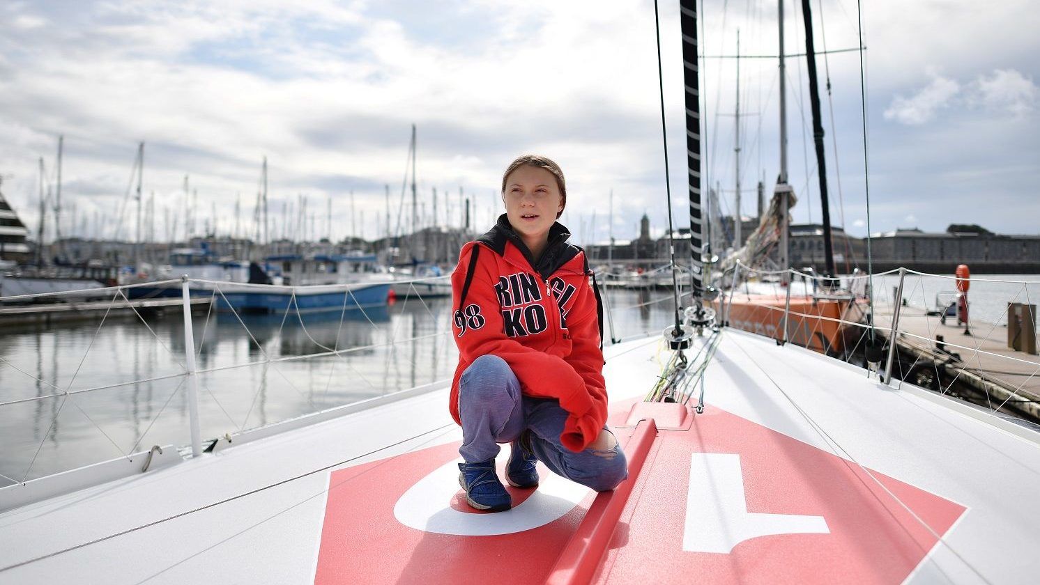 Greta Thunberg elindult hajóval Angliából New Yorkba
