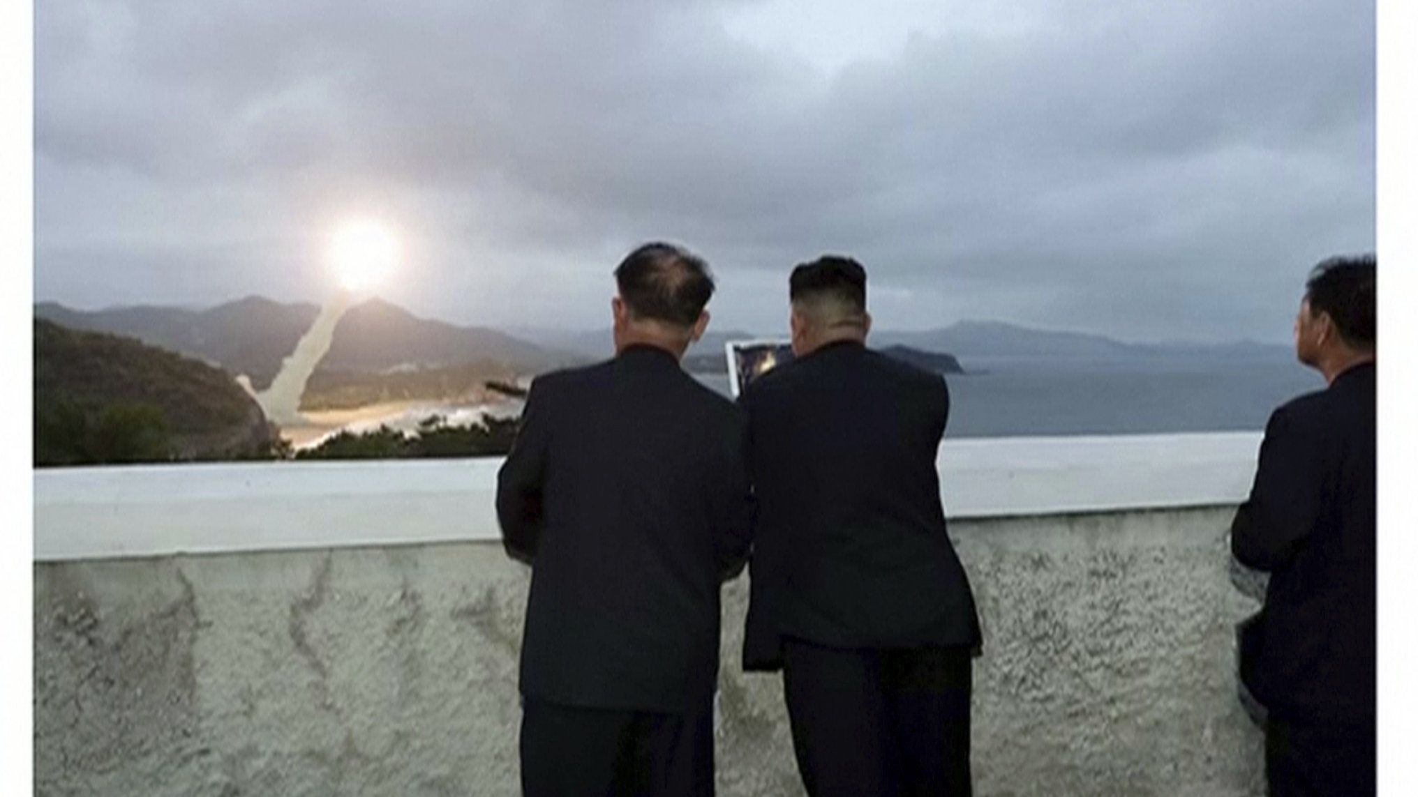 Ballisztikus rakétákat lőtt ki Észak-Korea