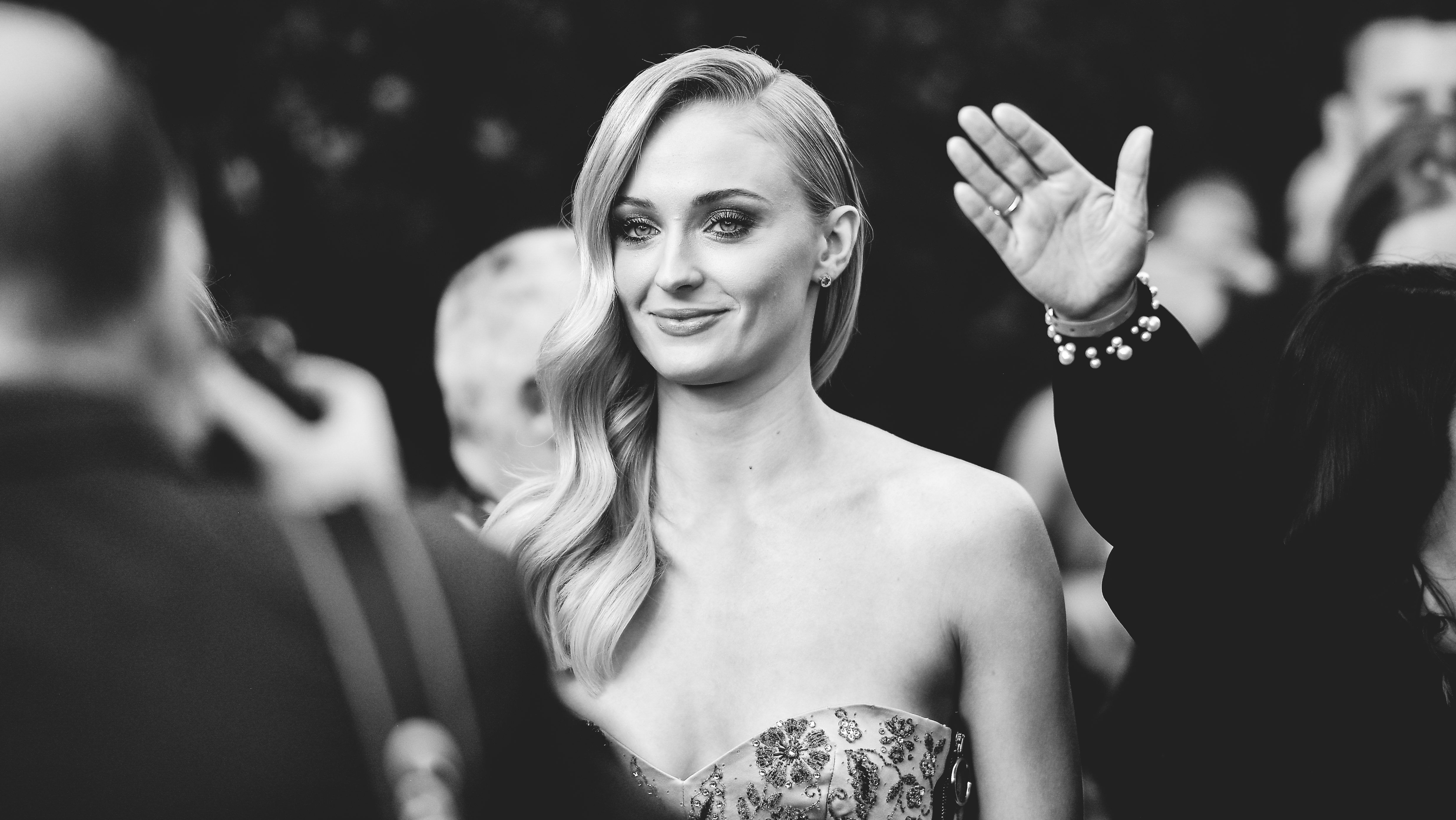 Sophie Turner elárulta, milyen véget szeretett volna a Trónok harcának