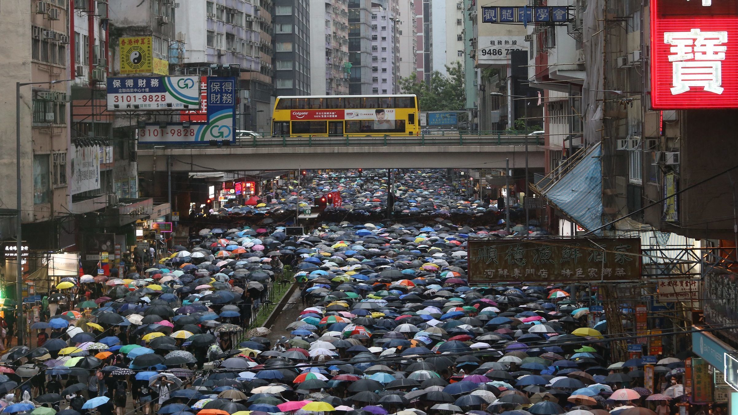Több mint egymillióan tüntettek Hongkongban