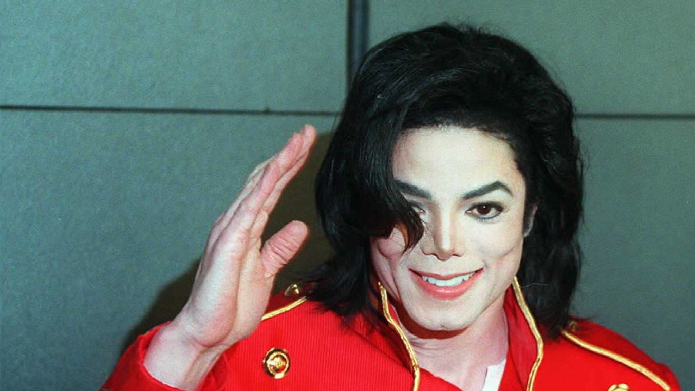 Michael Jackson szóvivője egy alapítványt jelentett be