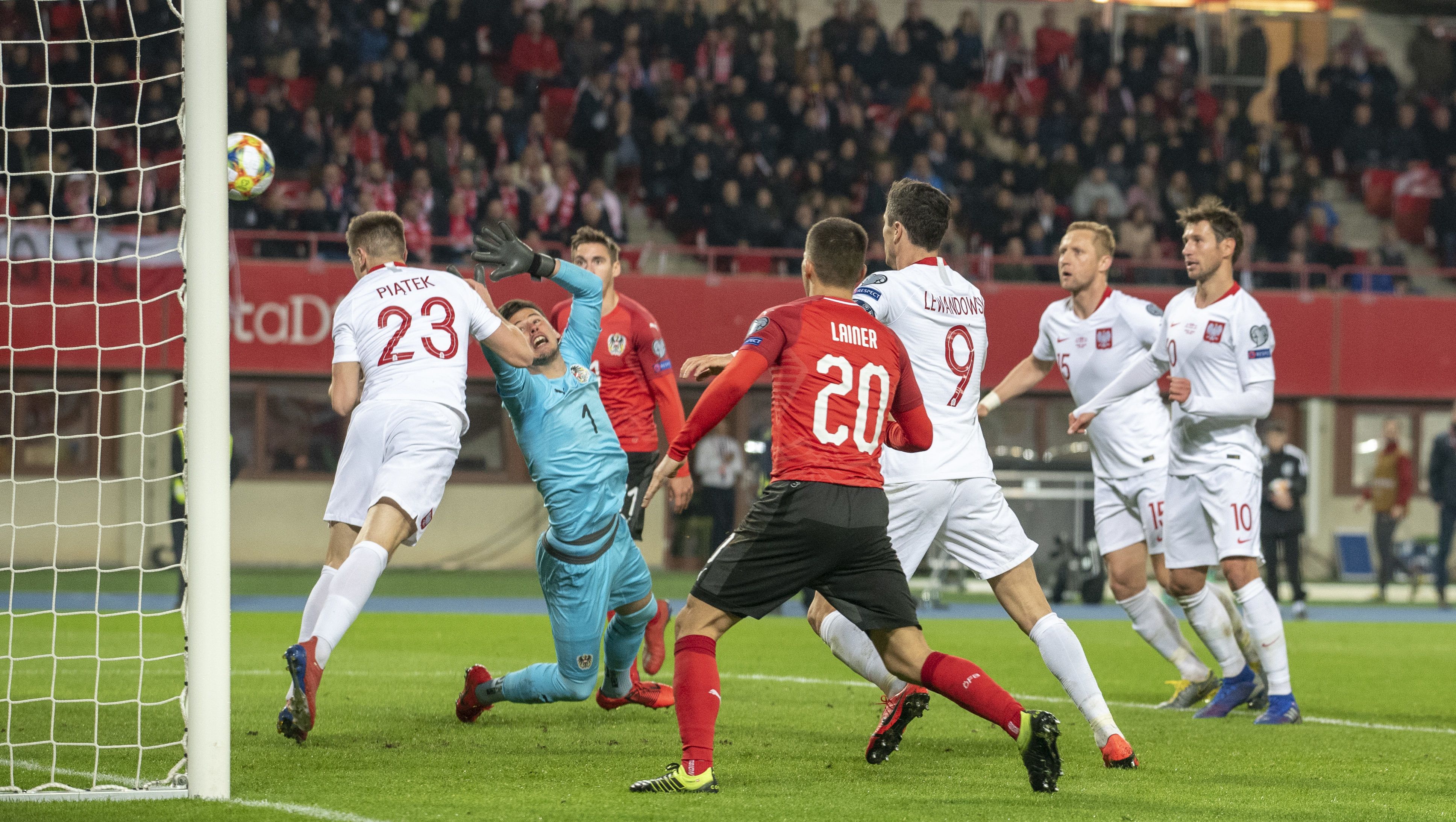 Bécs nem akarja az új nemzeti stadiont, inkább a gyerekekre és a tömegsportra költenének