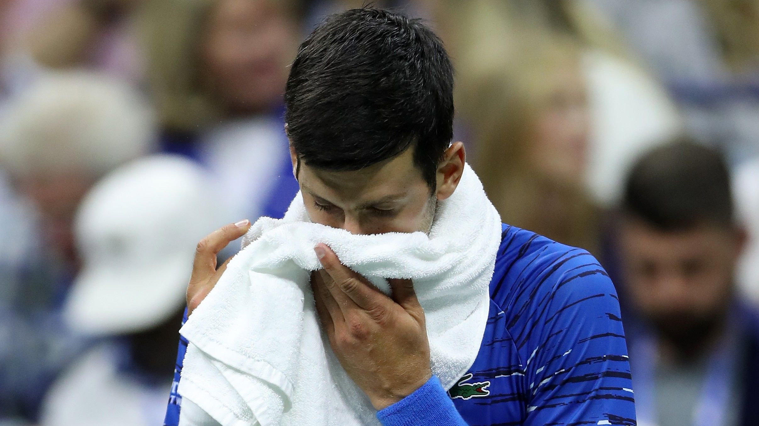 Djokovic feladta a US Opent, a közönség kifütyülte