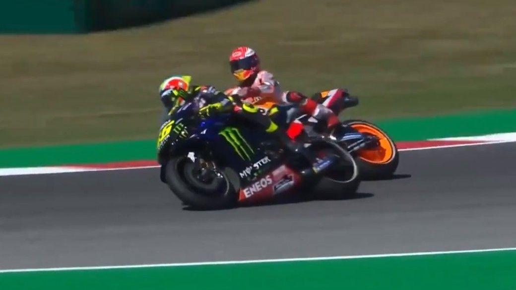 Marquez és Rossi rendesen megszívatta egymást az időmérőn