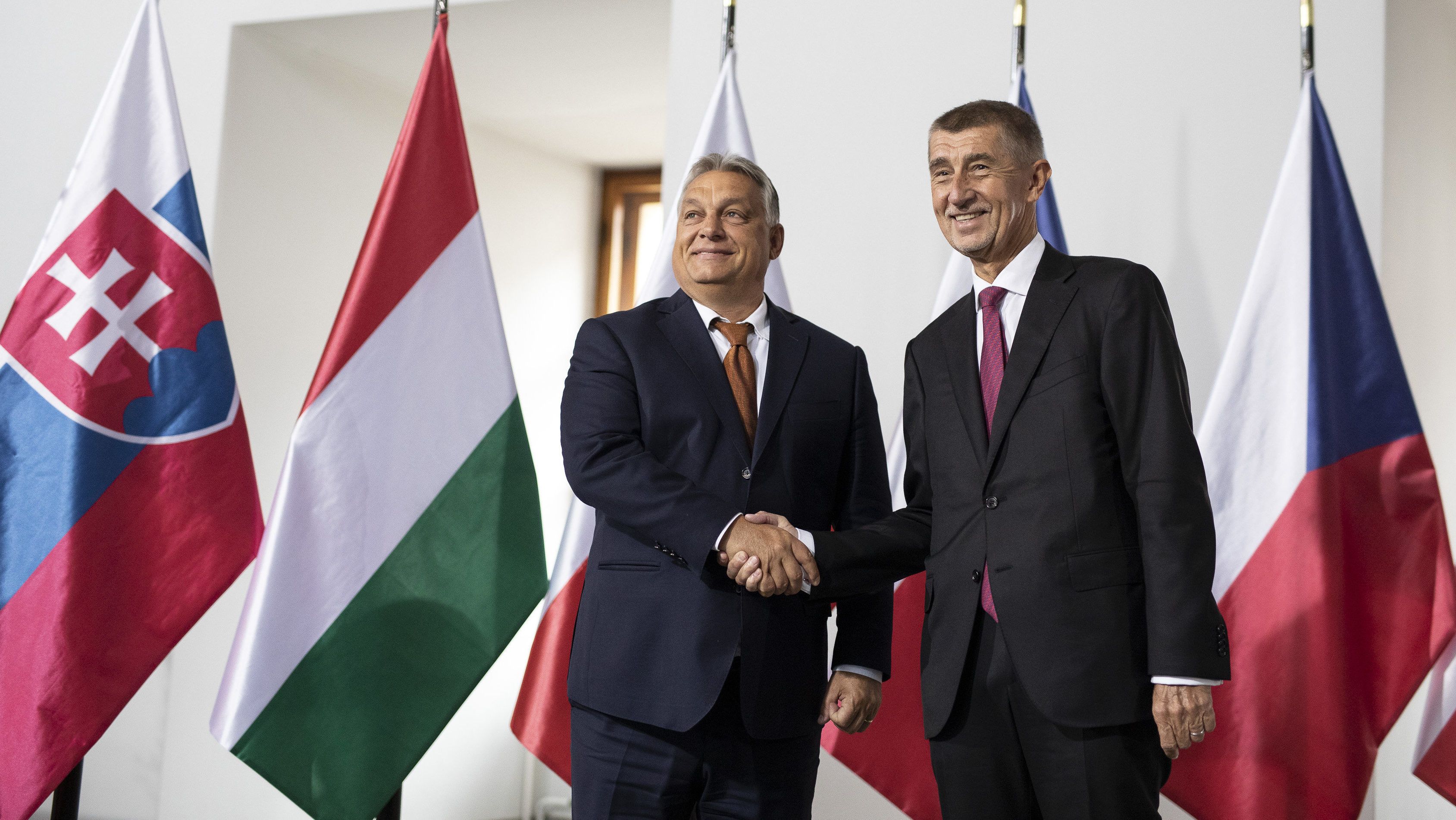 Andrej Babis: A magyarok leváltják majd Orbánt, ha akarják