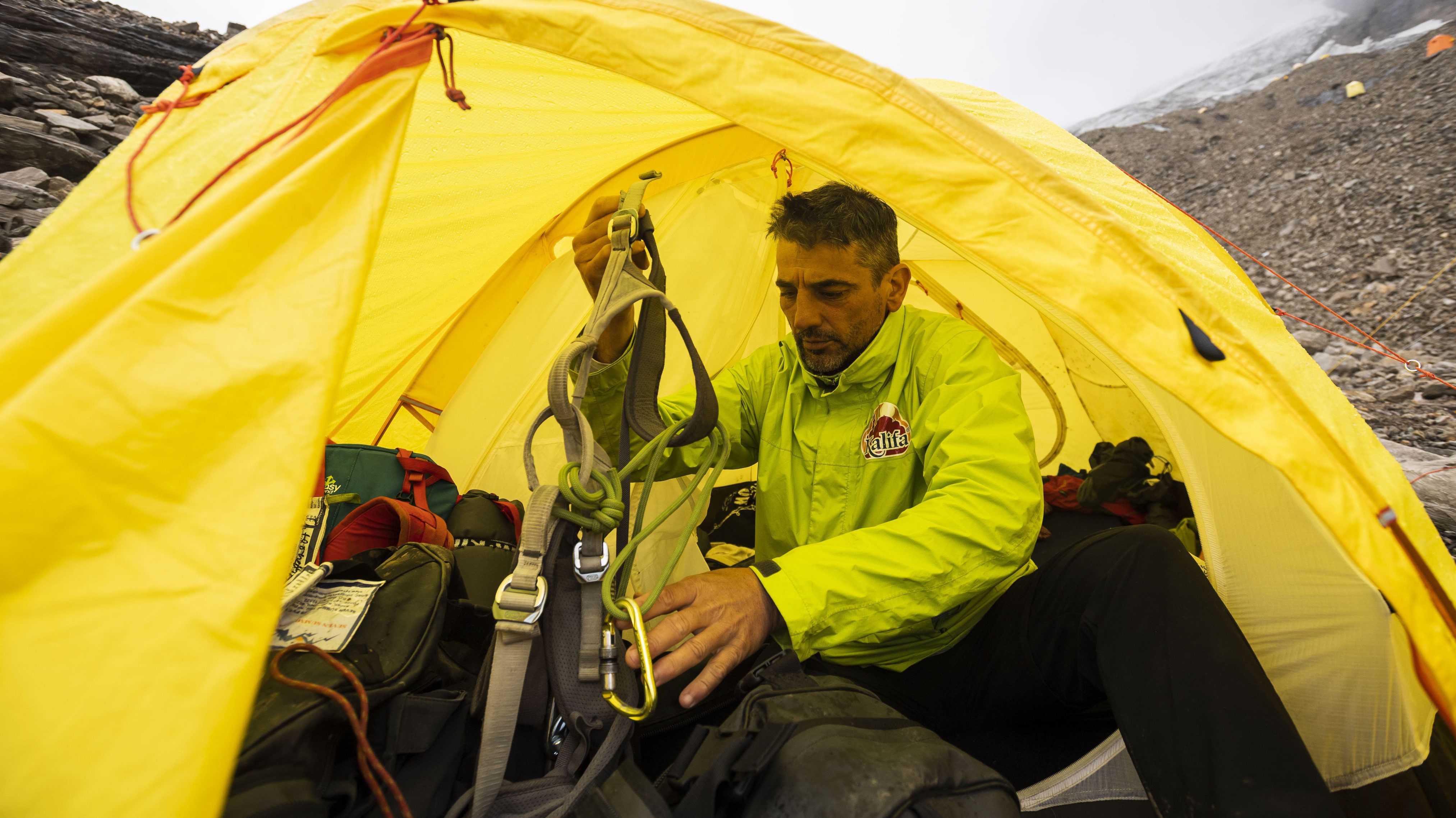 A magyar hegymászó megindult a világ nyolcadik legmagasabb csúcsára