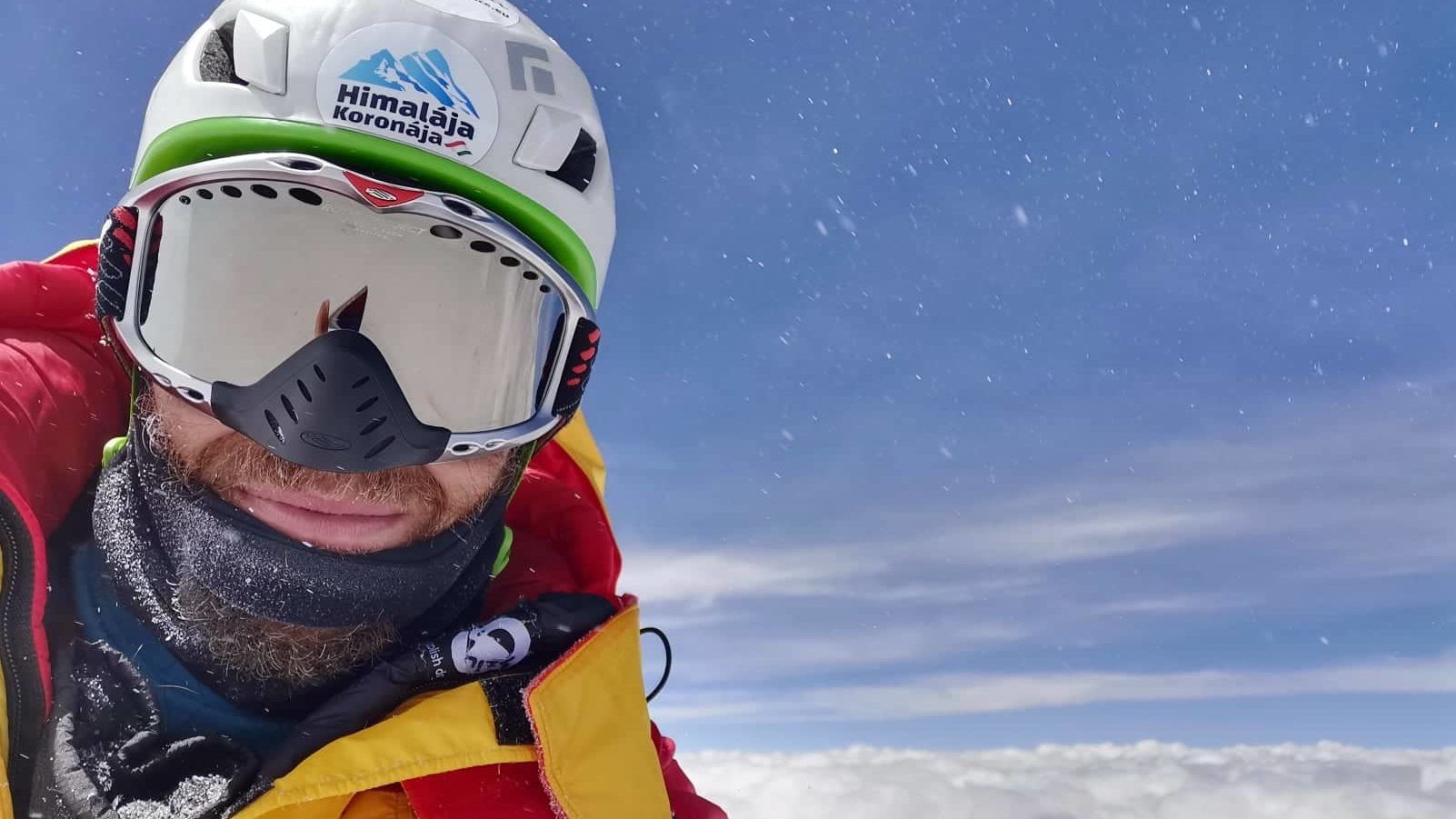 Csalással vádolják a magyar hegymászót, aki feljutott a K2-re