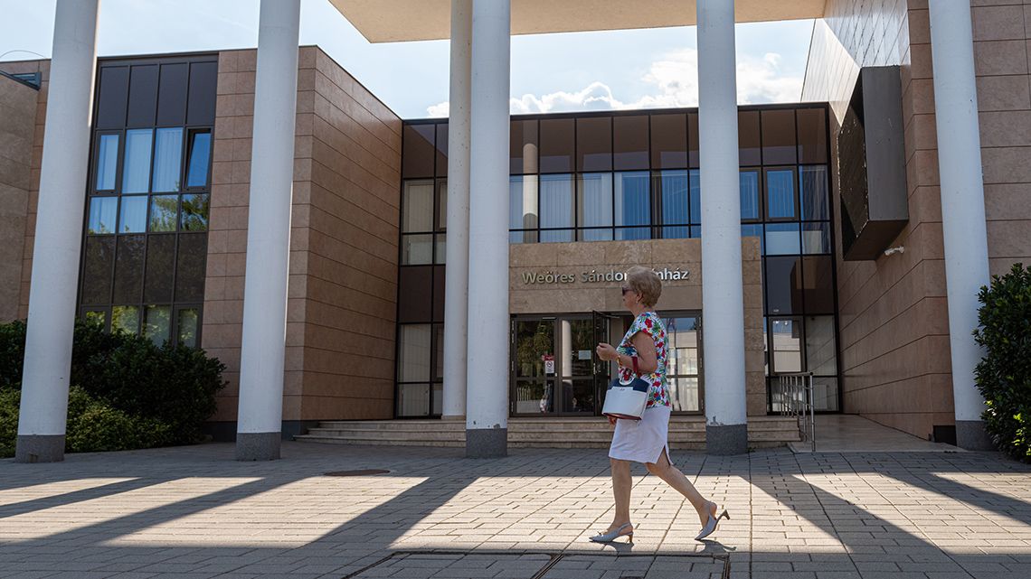 Jordán Tamás Claudius császárként érkezett, hogy aztán színházat építsen