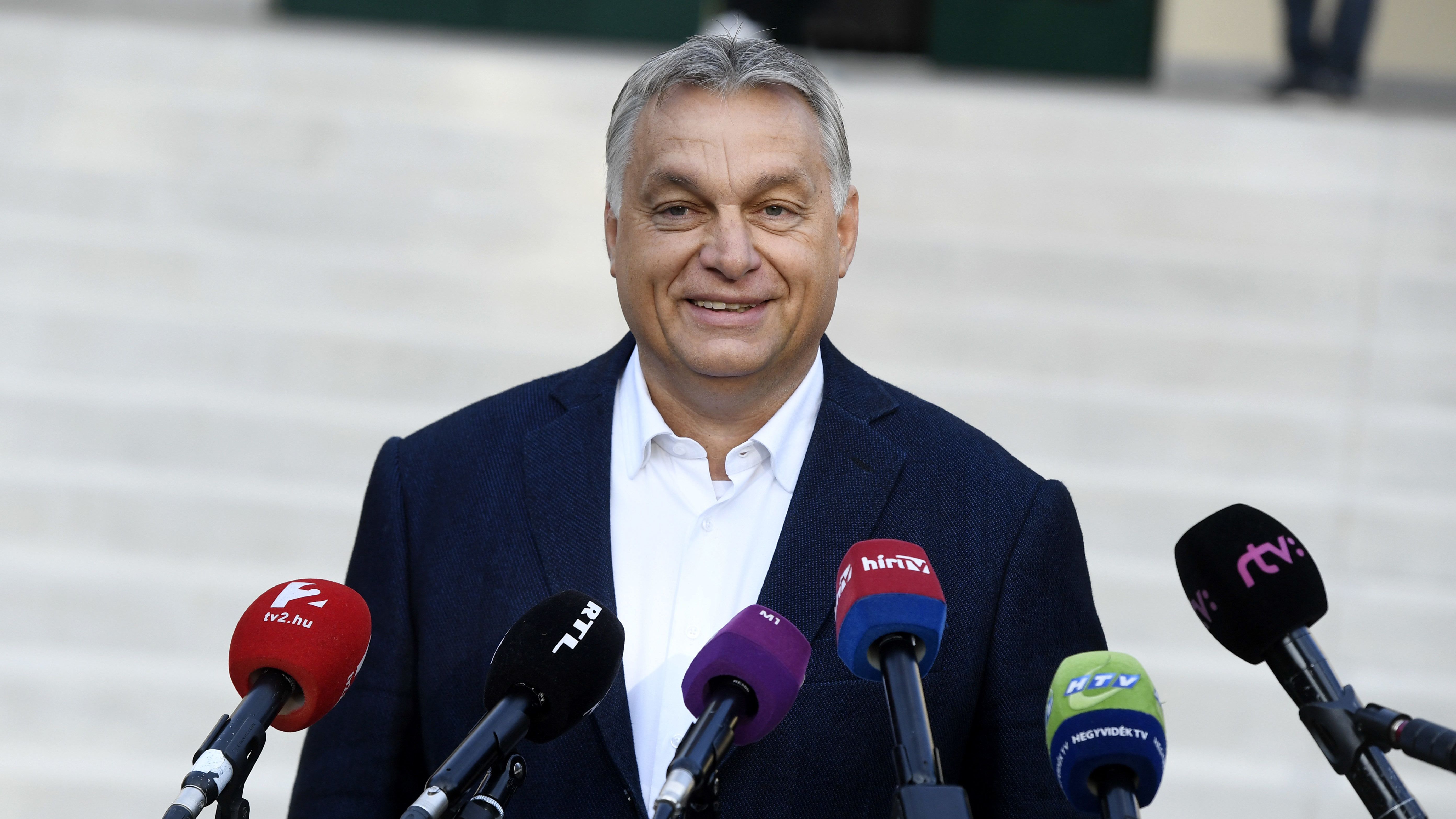 Orbán a zárt ülésen: Semmi pánik