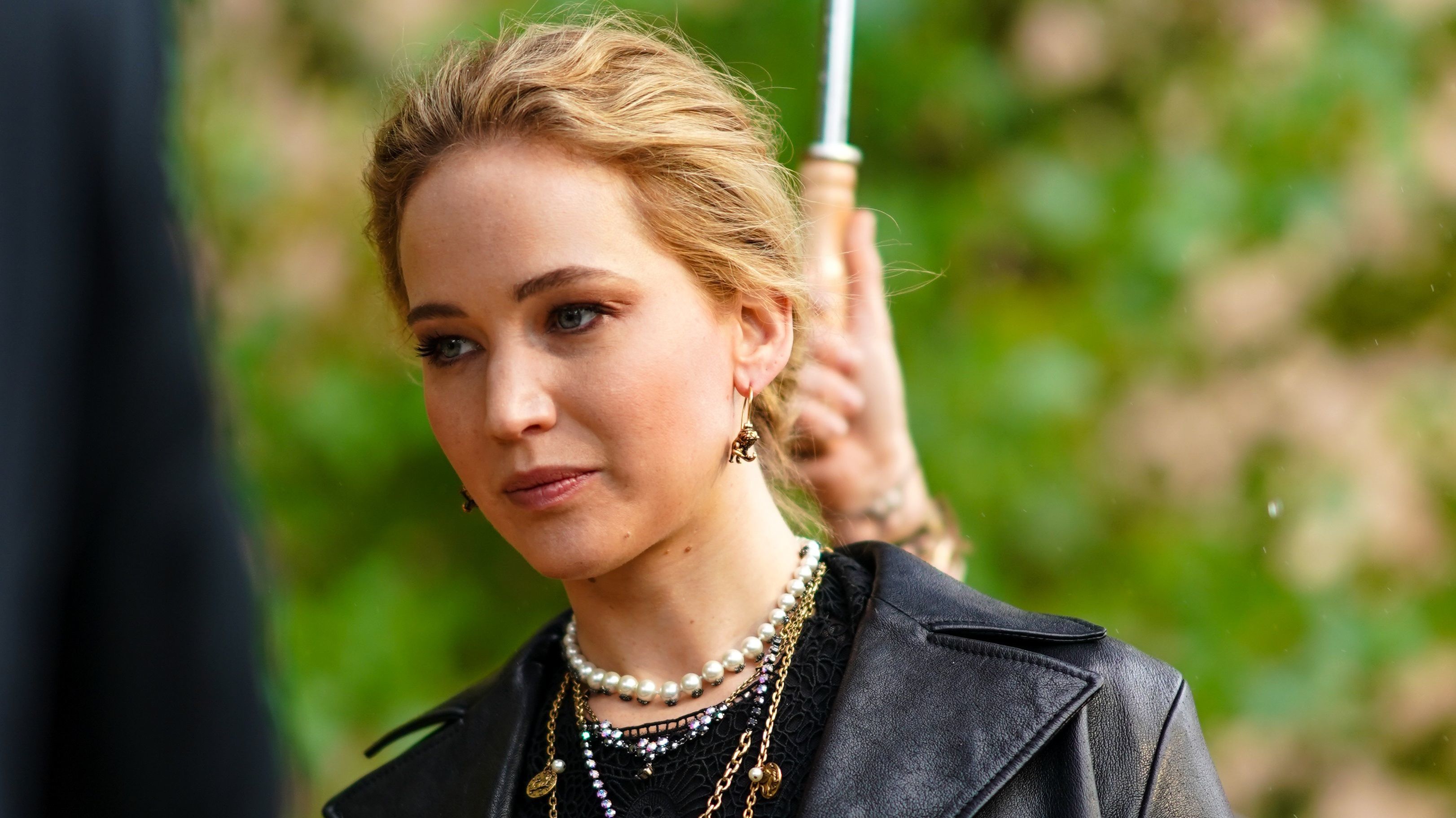 Jennifer Lawrence tegnap tartotta az esküvőjét