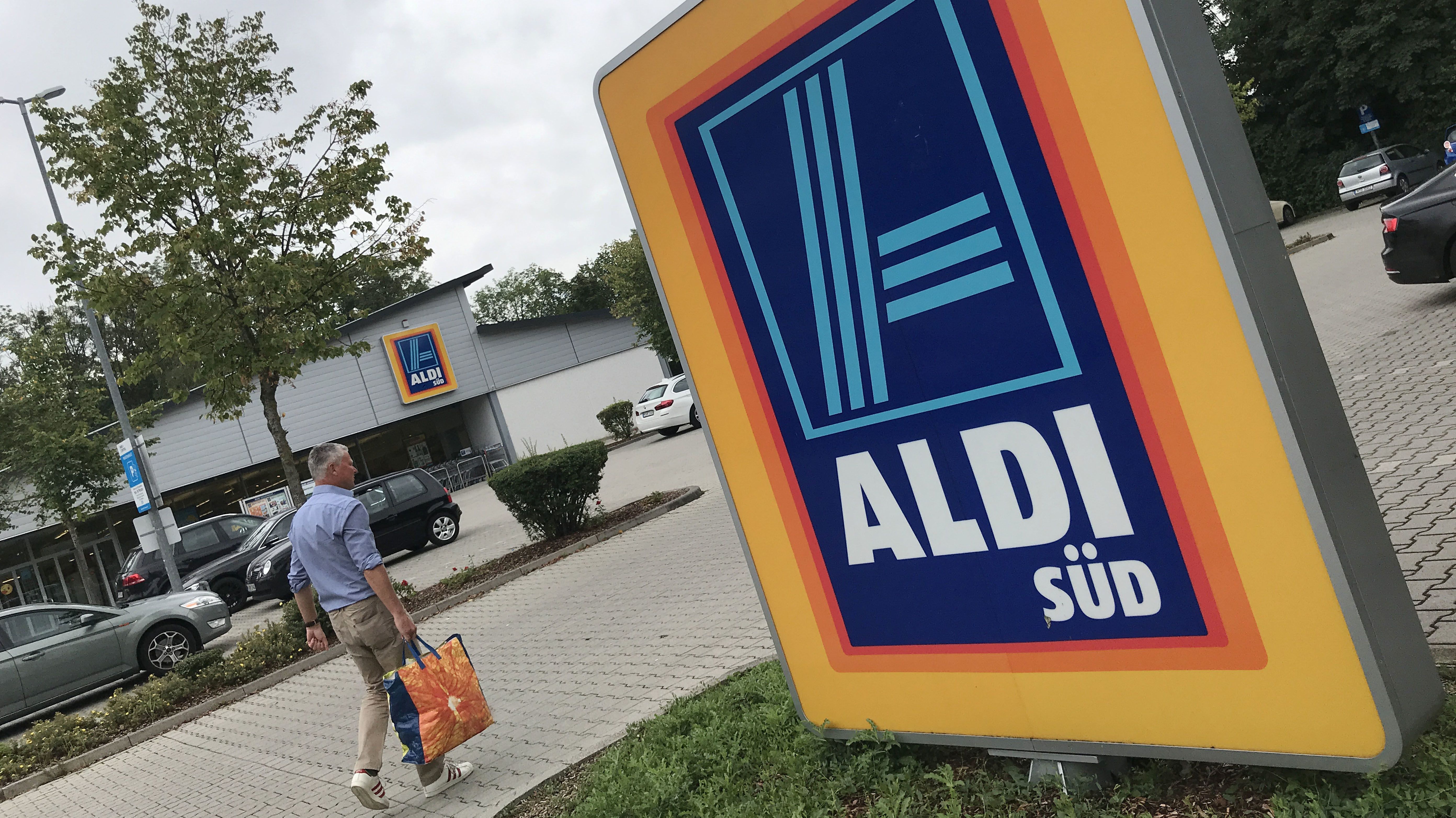 Aldi-vezér: a legjobb bért akarjuk fizetni a legjobb munkaerőnek