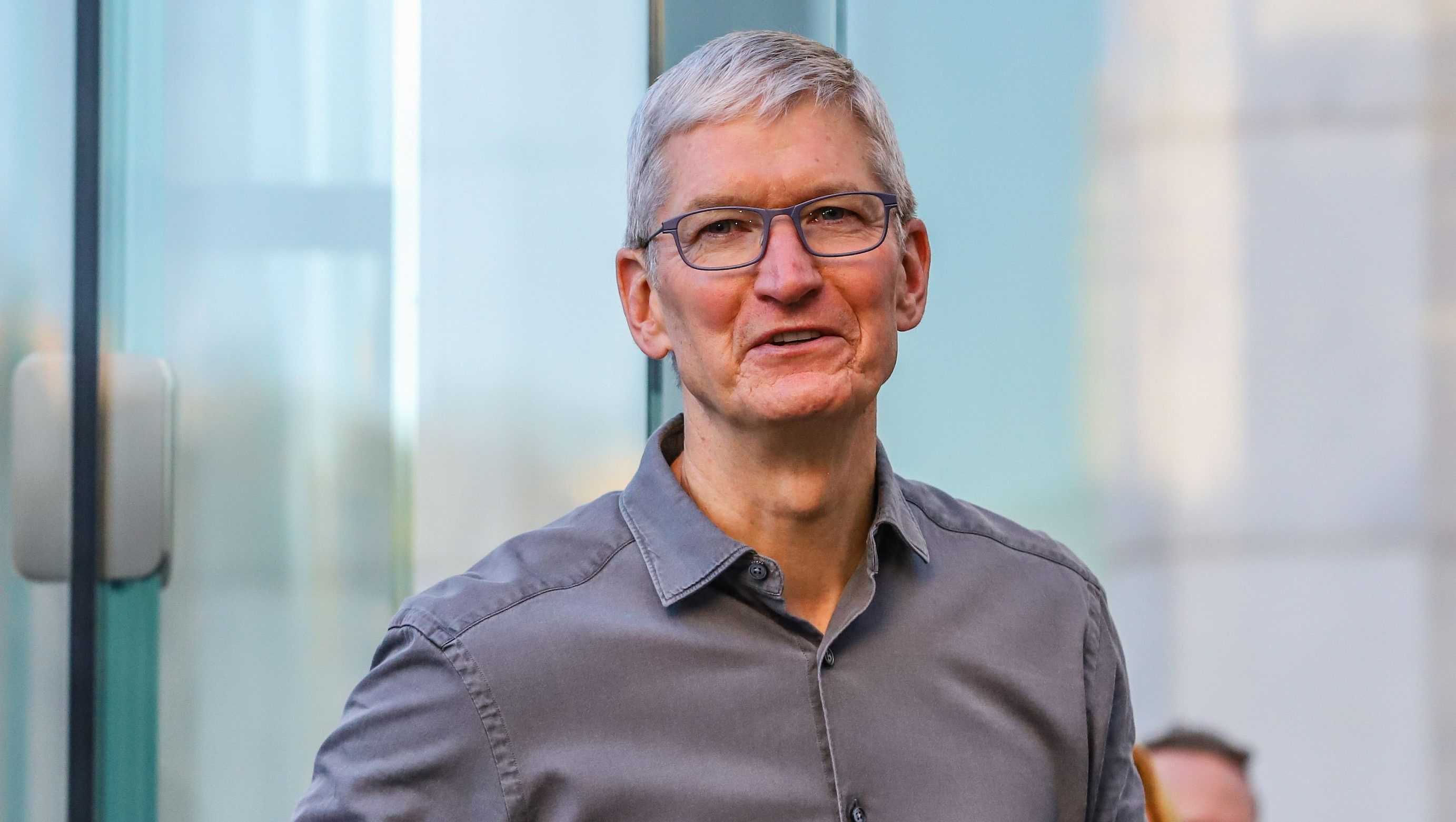 Tim Cook elmondta, miért vállalja nyíltan, hogy meleg