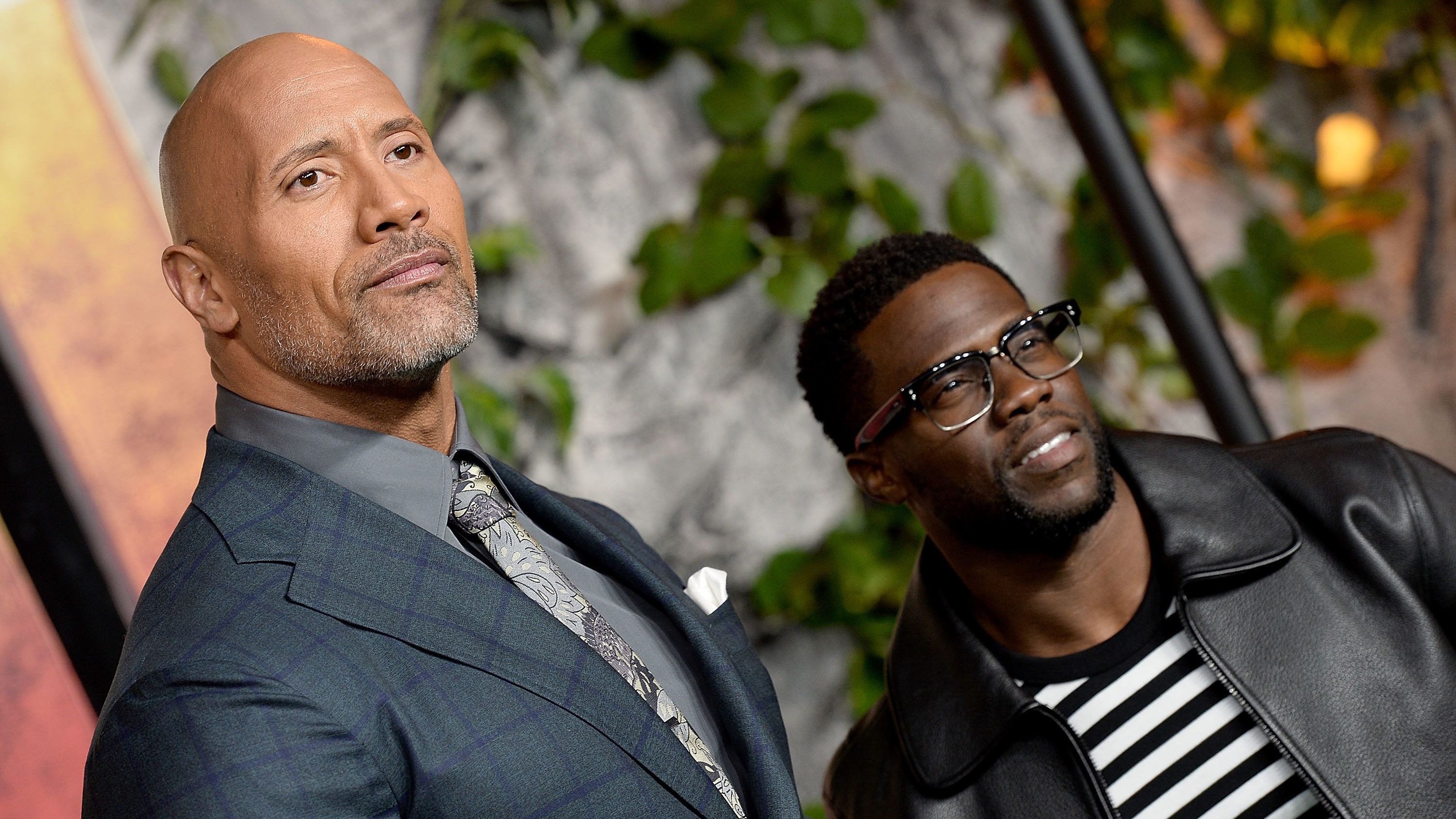 Kevin Hart beöltözött The Rock legcikibb régi fotójának