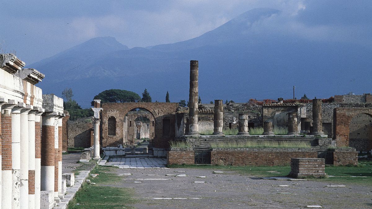 A végzet előtt hatalmas tivornyák zajlottak Pompeiiben