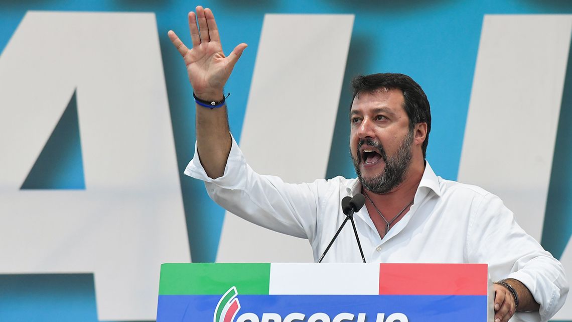 Salvini egyre erősebben fojtogatja az olasz kormányt