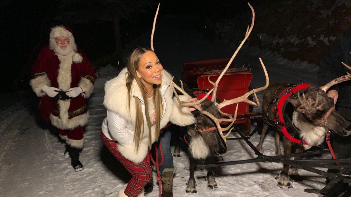 Mariah Carey karácsonyi rutinja könnyen reprodukálható, csak egy valag pénzre van hozzá szükséged