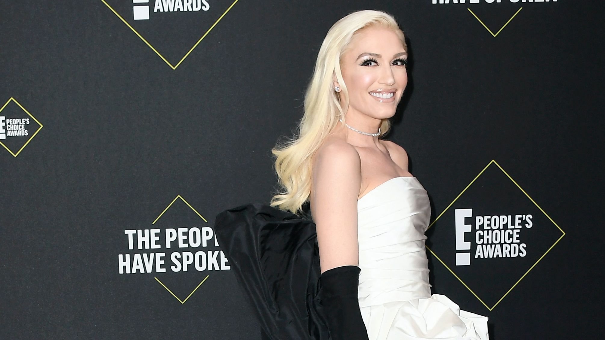 Gwen Stefani ruhafeliratánál is láttunk már szerényebbet