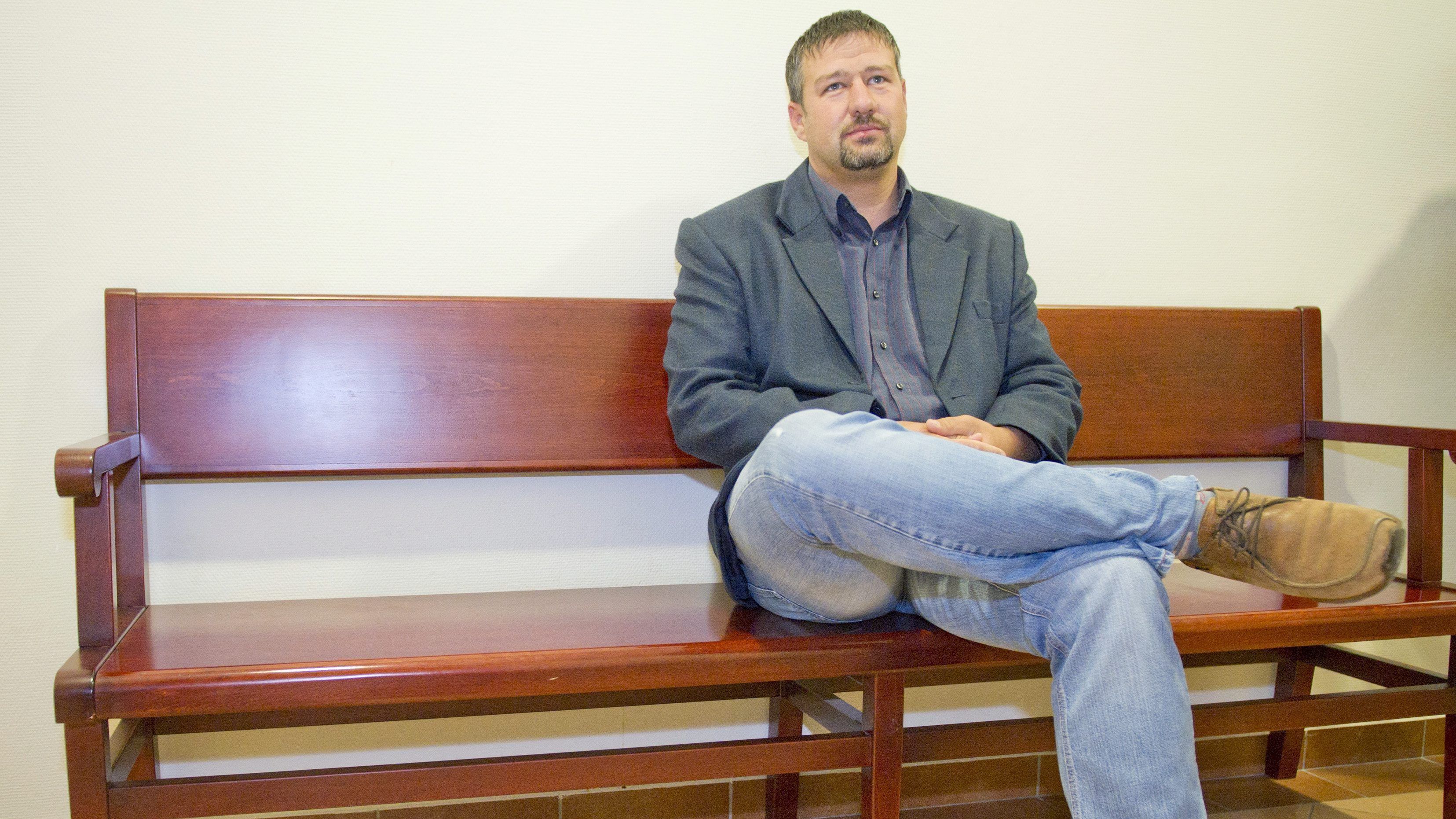 Hadházy: az ügyészség bűncselekményt követhetett el azzal, hogy nem tartóztatta le Simonka Györgyöt
