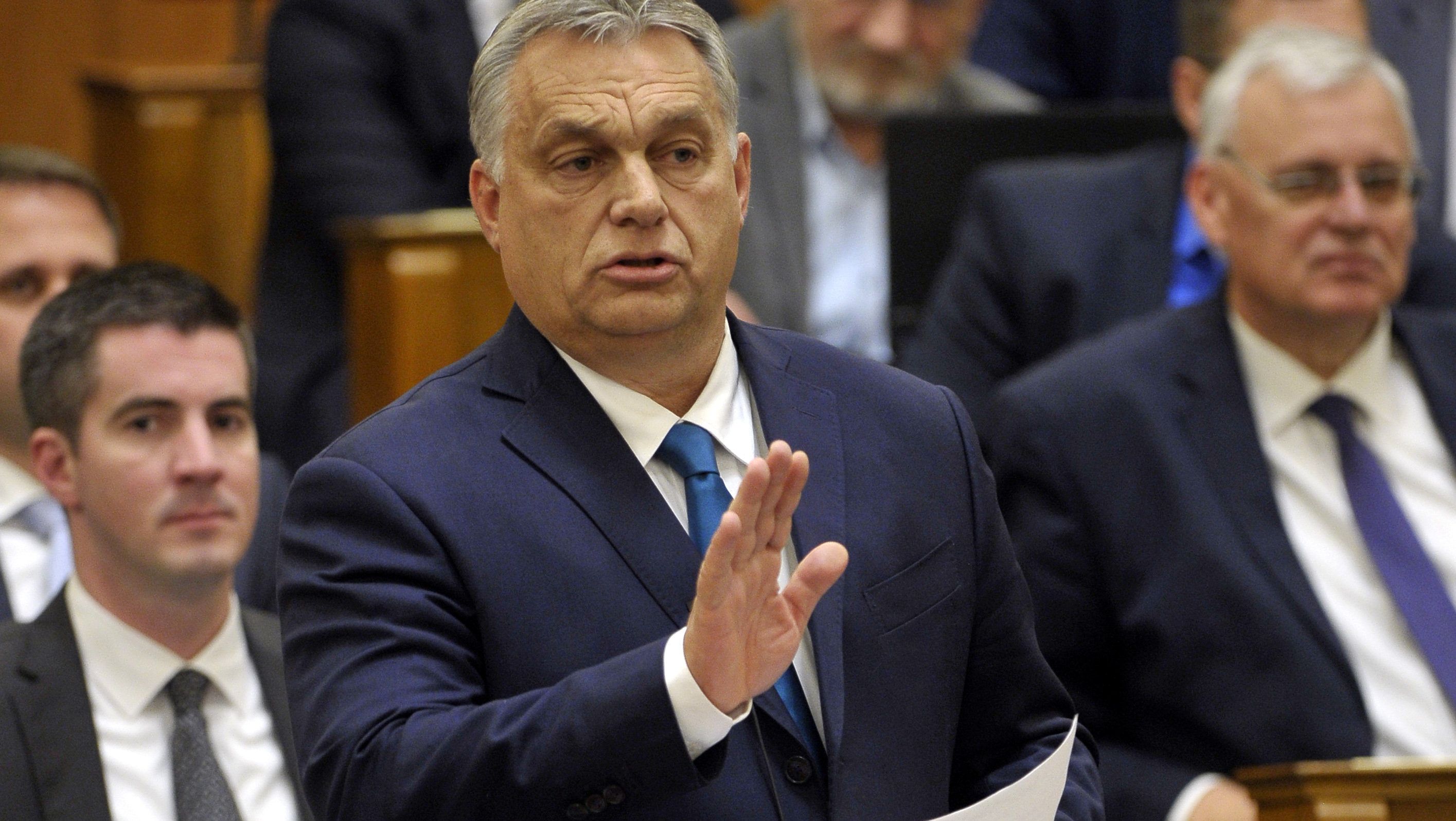 Orbán: Minket képtelenség megbüntetni