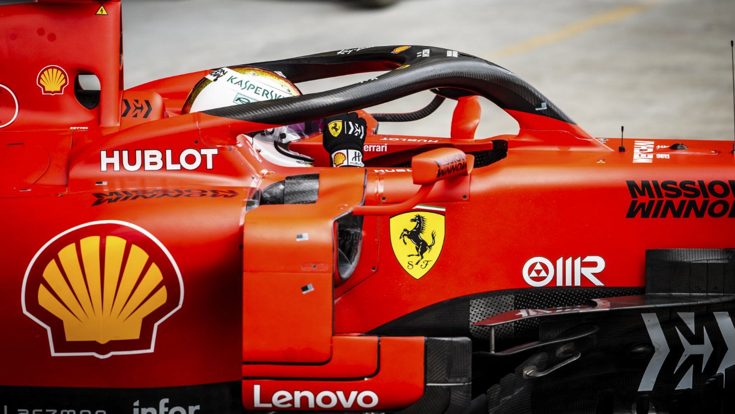 A Ferrari-főnök talált pozitívumot a Vettel-Leclerc balhéban
