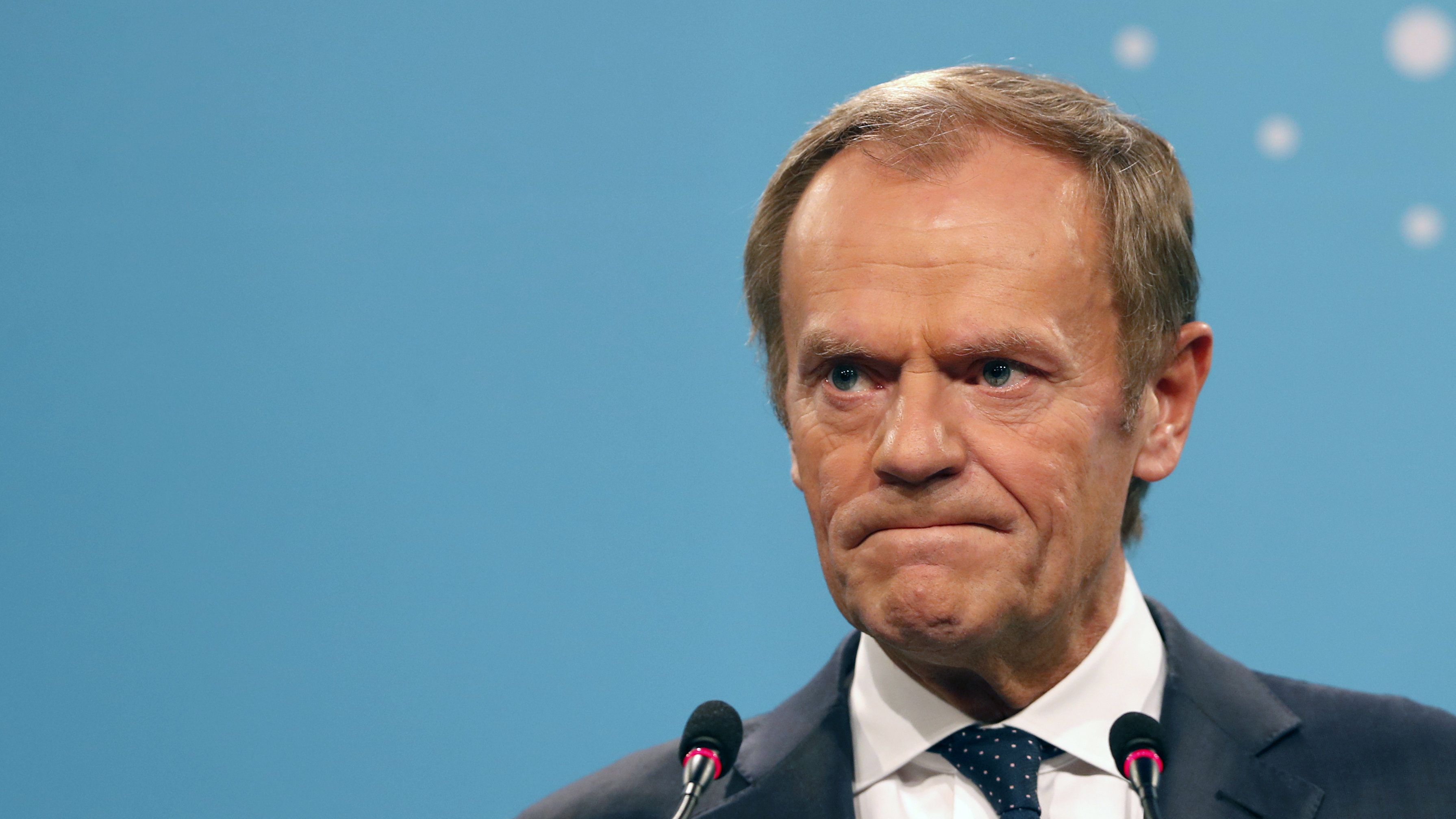 Tusk: a Néppárt január végéig dönt a Fidesz sorsáról