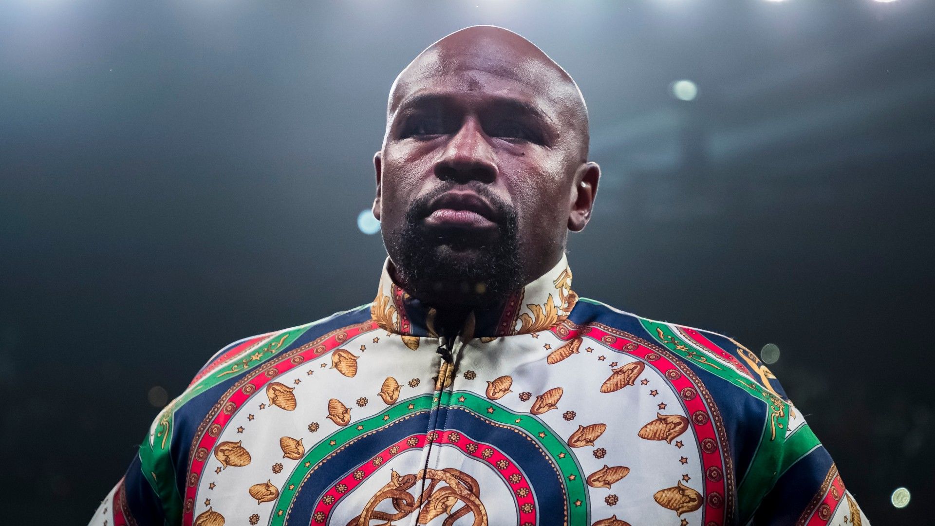 Mayweather ketrecharcosként tér vissza