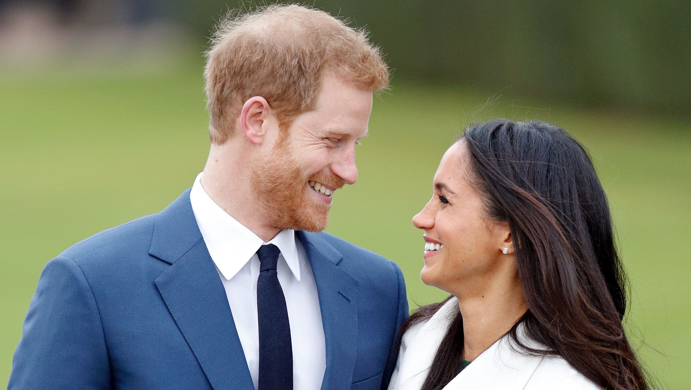 Meghan hercegné és Harry herceg megosztotta élete 3 legfontosabb hivatalos fotóját