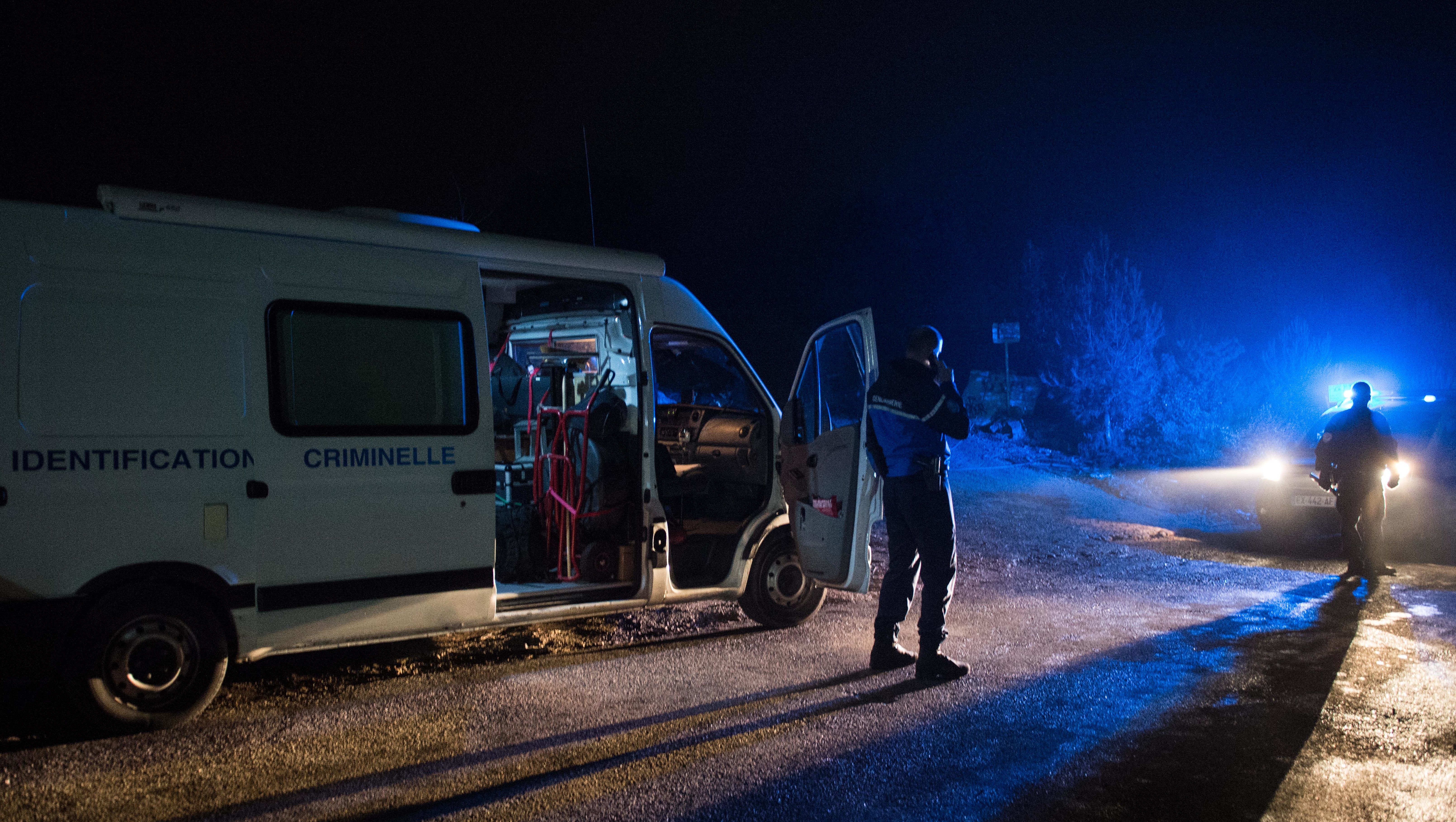 Lezuhant egy mentőhelikopter Franciaországban, többen meghaltak