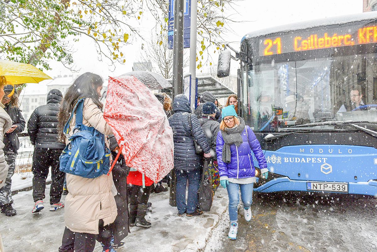 Itt a lista a BKK-járatokról, amelyek késnek vagy terelve közlekednek