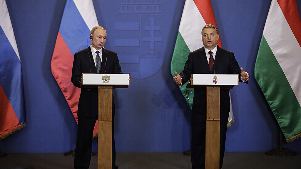 Újabb orosz bankot hoznának Orbánék Budapestre