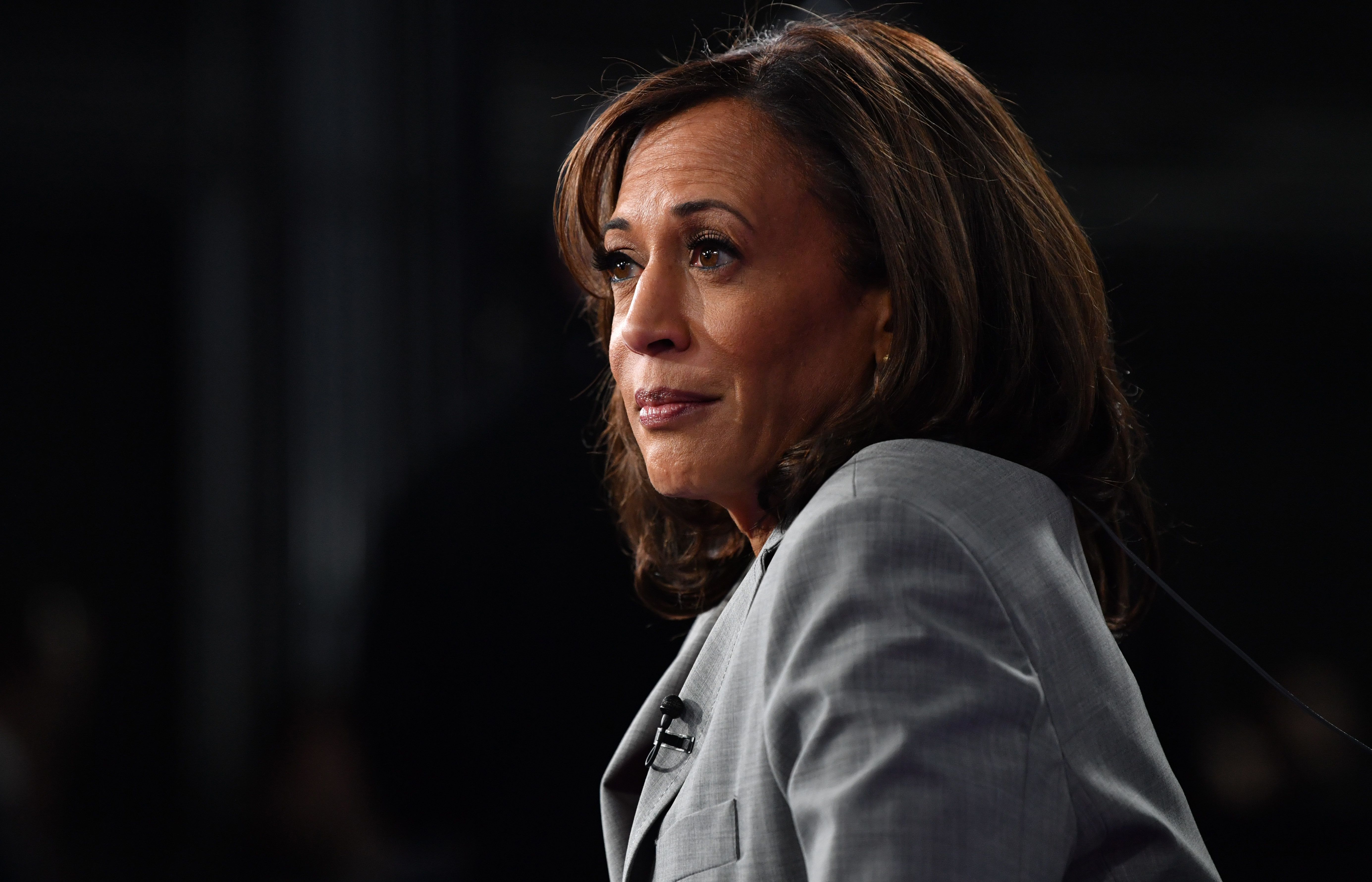 Amerikai elnökválasztás: Kamala Harris kiszáll