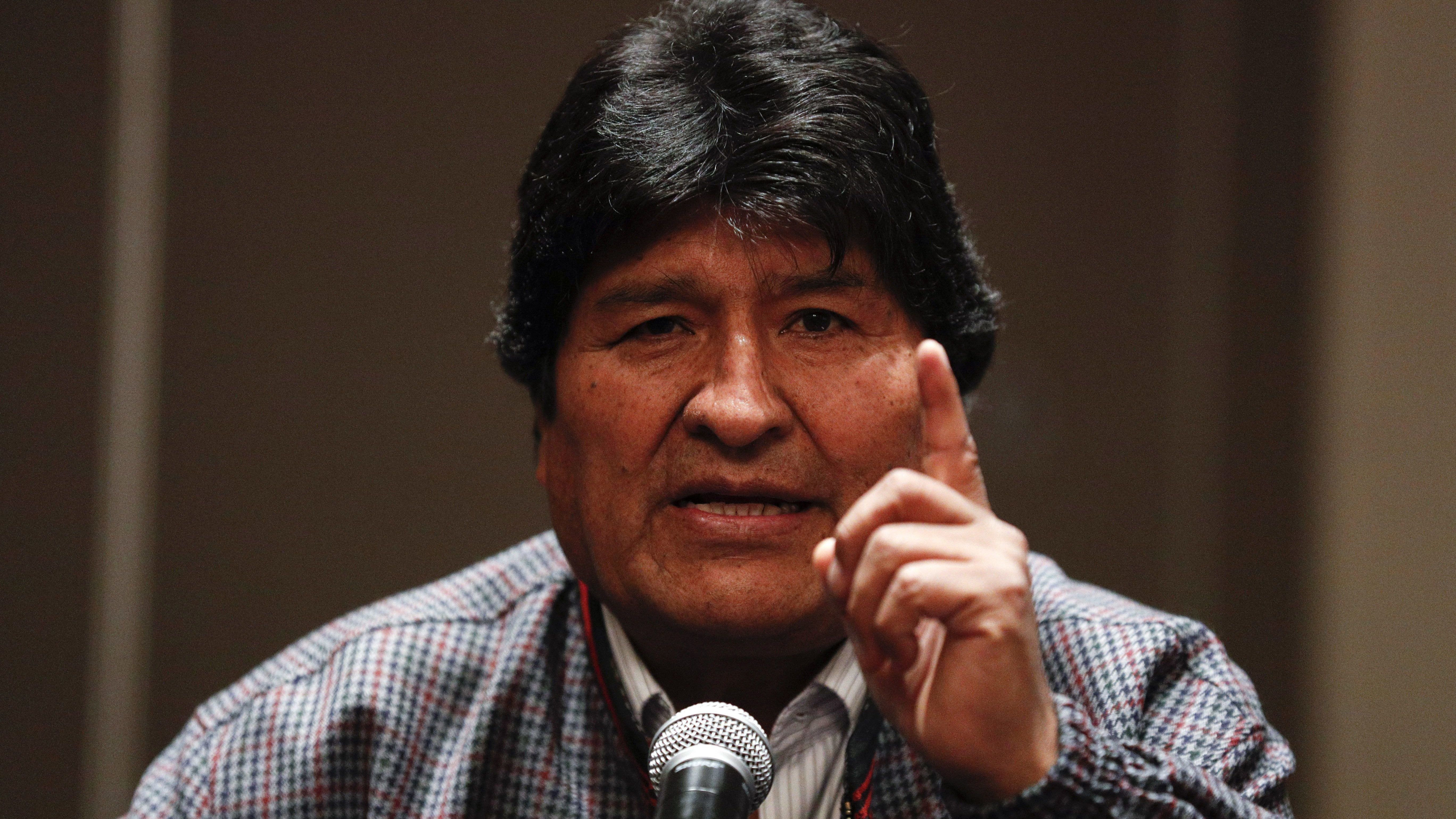 Evo Morales menekültstátuszt kért Argentínától