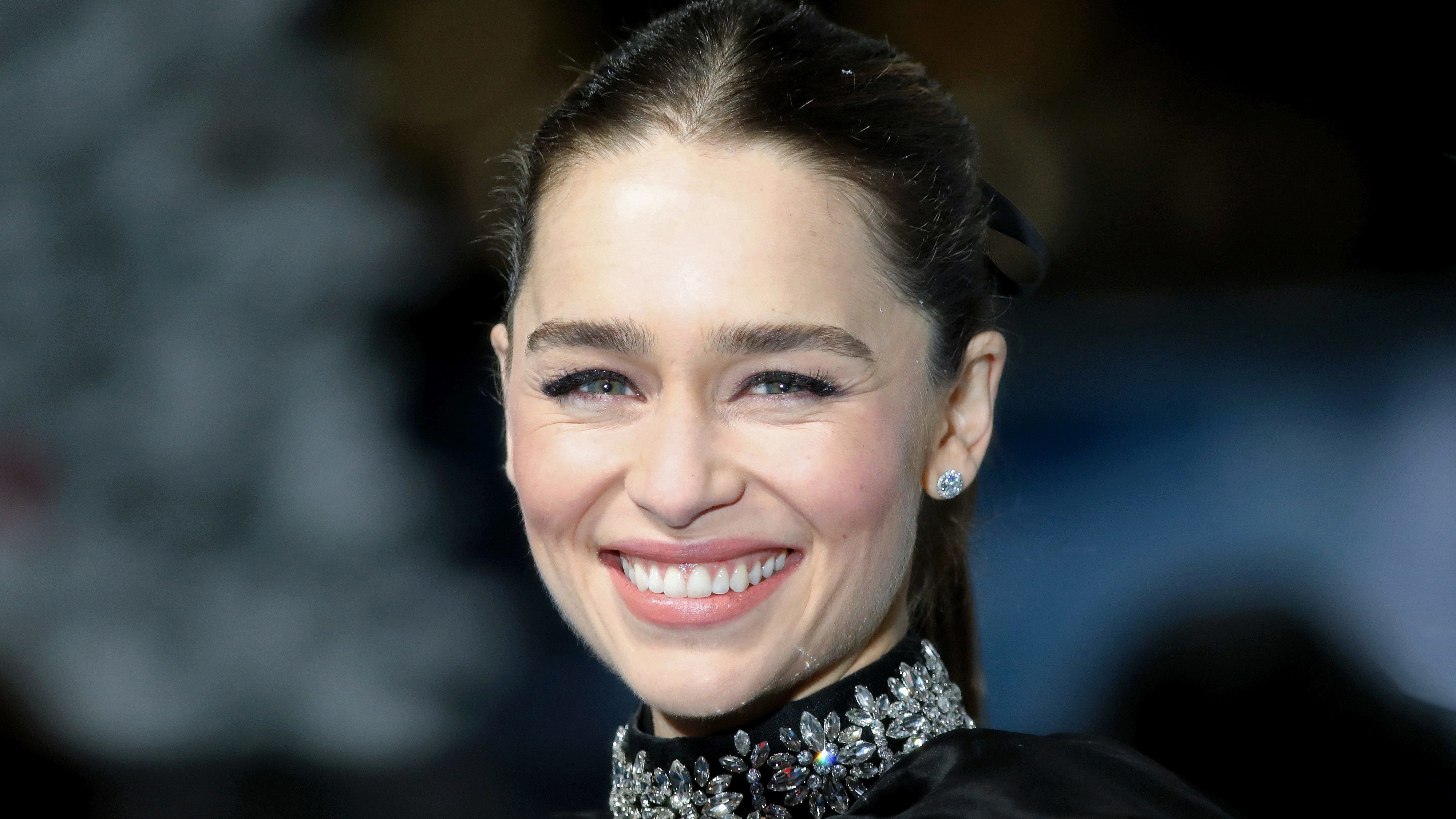 Emilia Clarke többé nem szelfizik rajongókkal