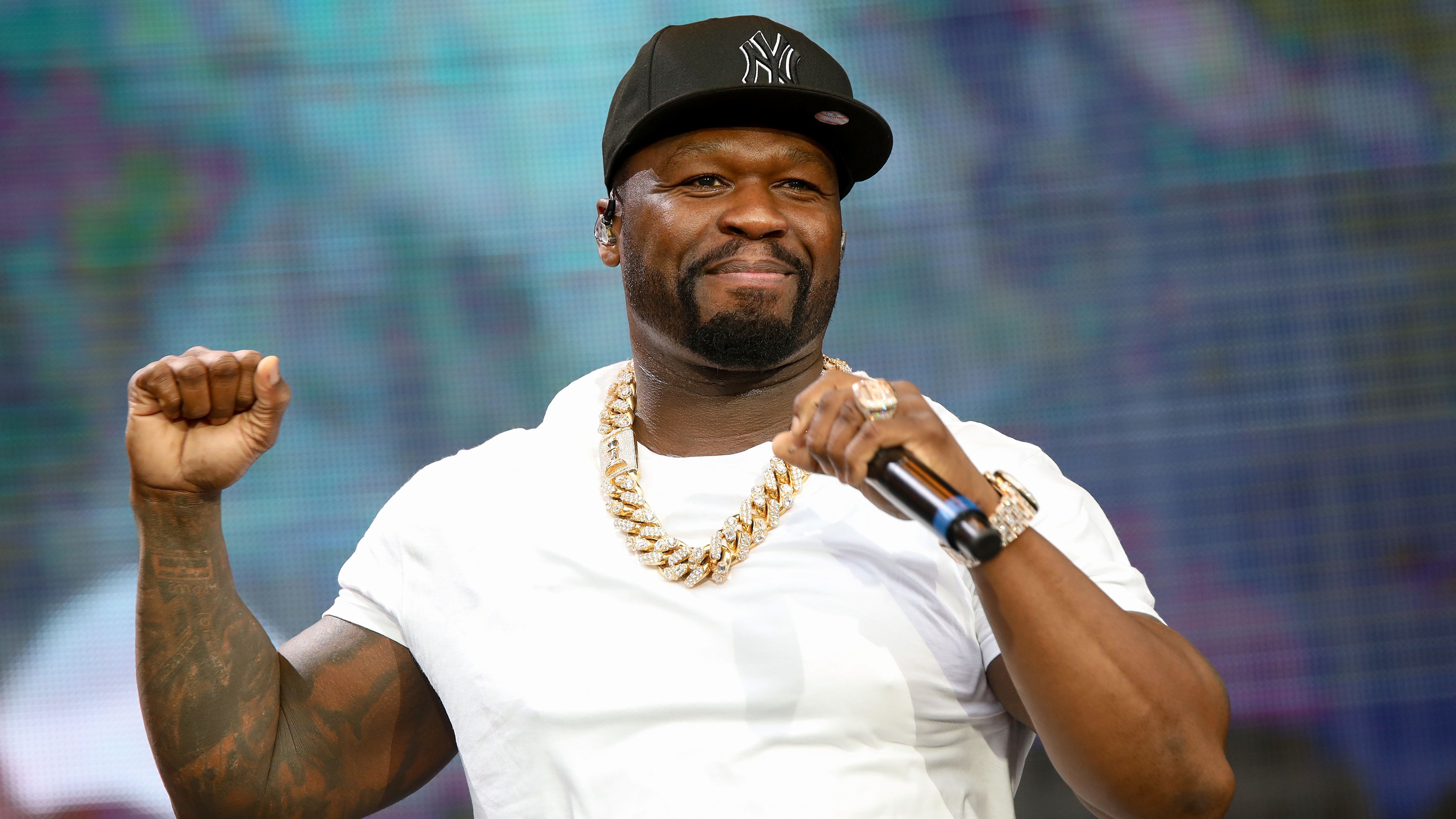 50 Cent nem vacakolt, kibérelt a fiának egy egész játékboltot