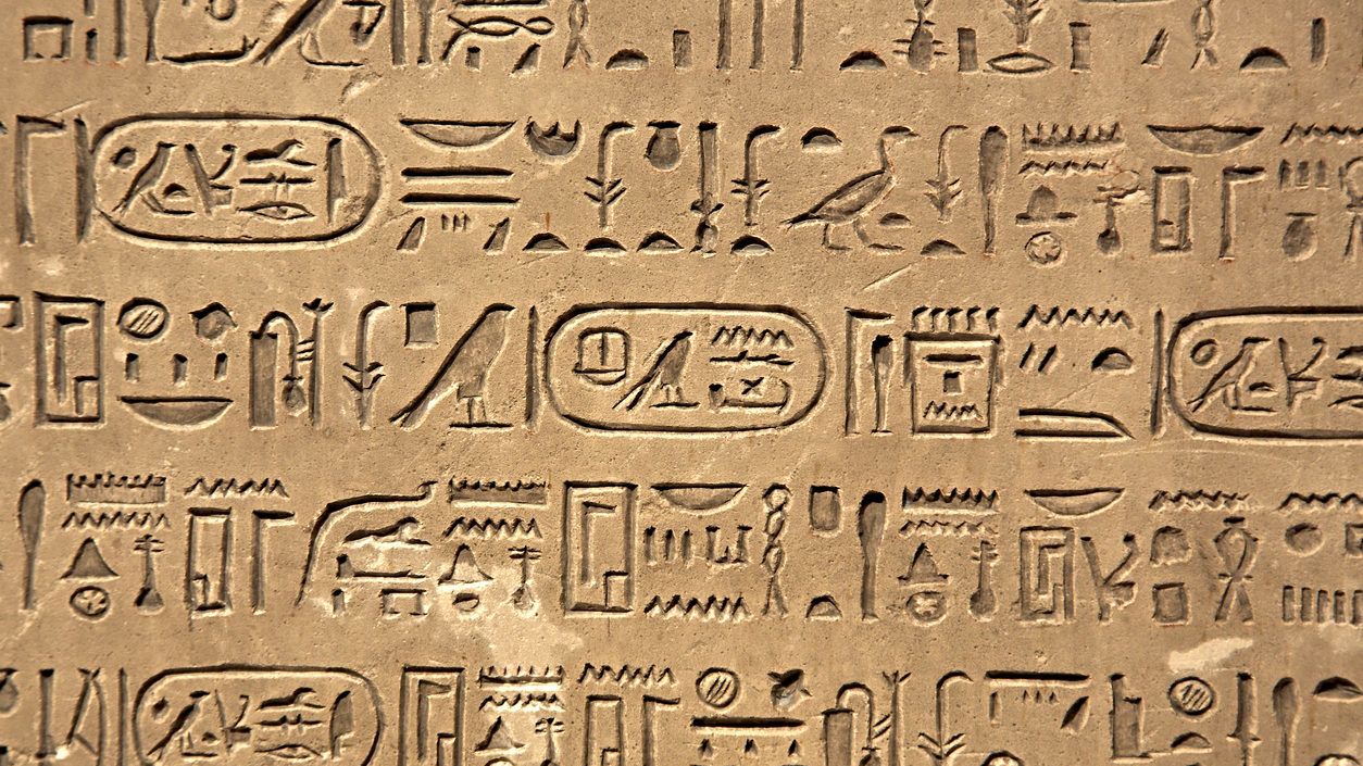 Már az ókori egyiptomiak is használtak emojikat
