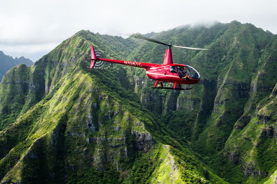 Lezuhant egy túrahelikopter Hawaii egyik szigetén, két gyerek is volt a gépen