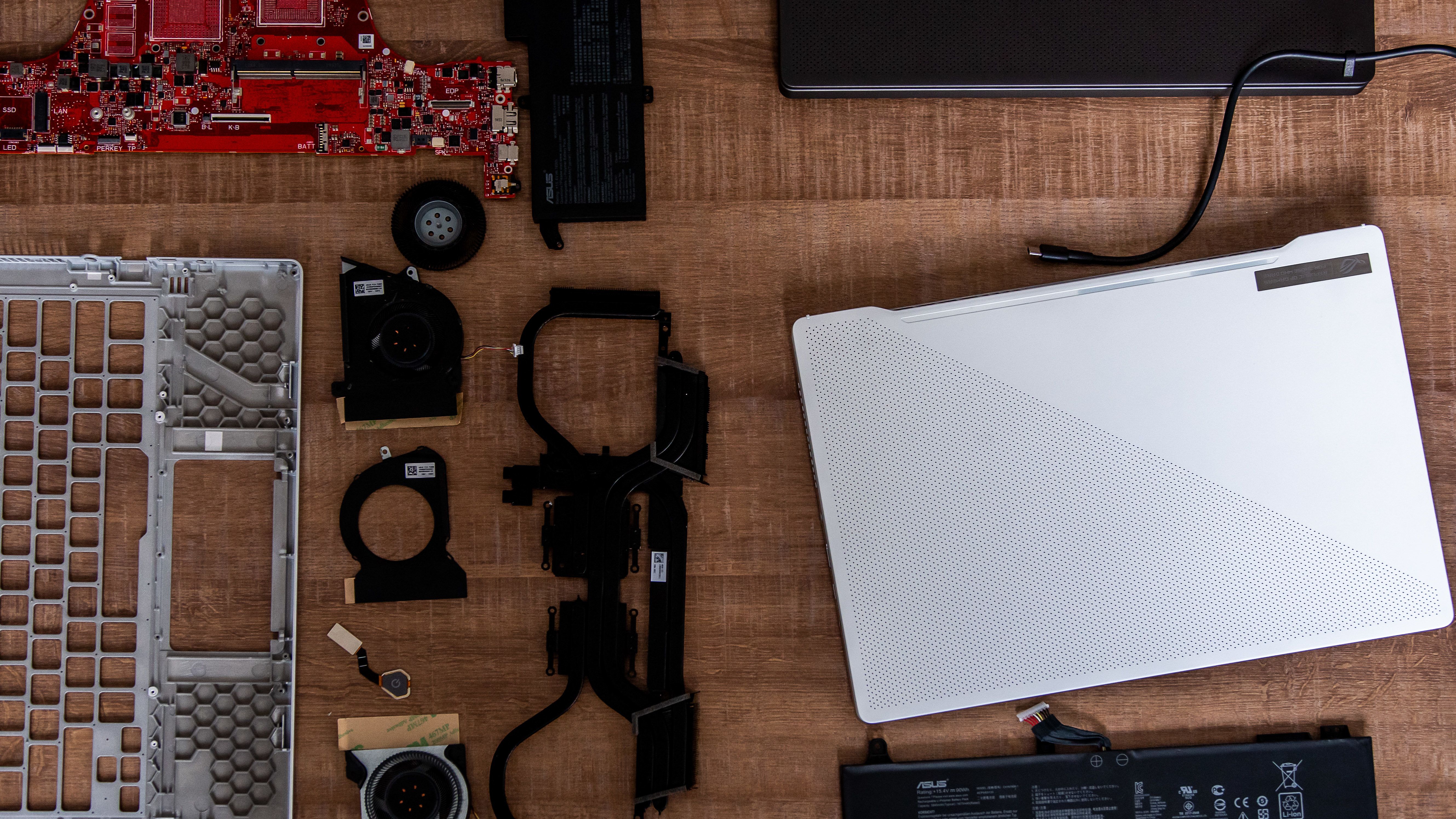 Az Asus új gépe olyat tud, amire semmilyen más laptop nem képes