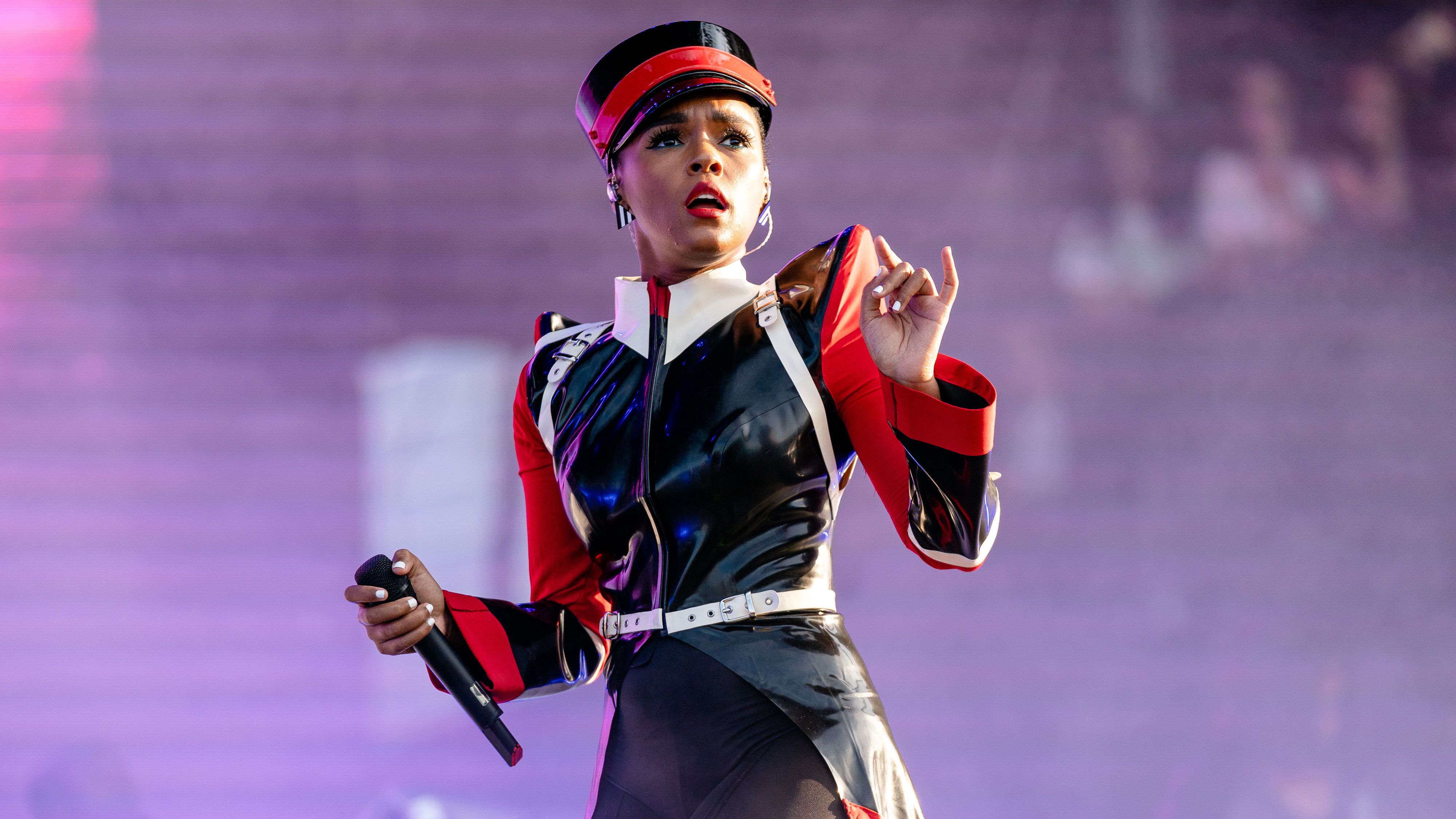 Janelle Monáe nembináris genderű