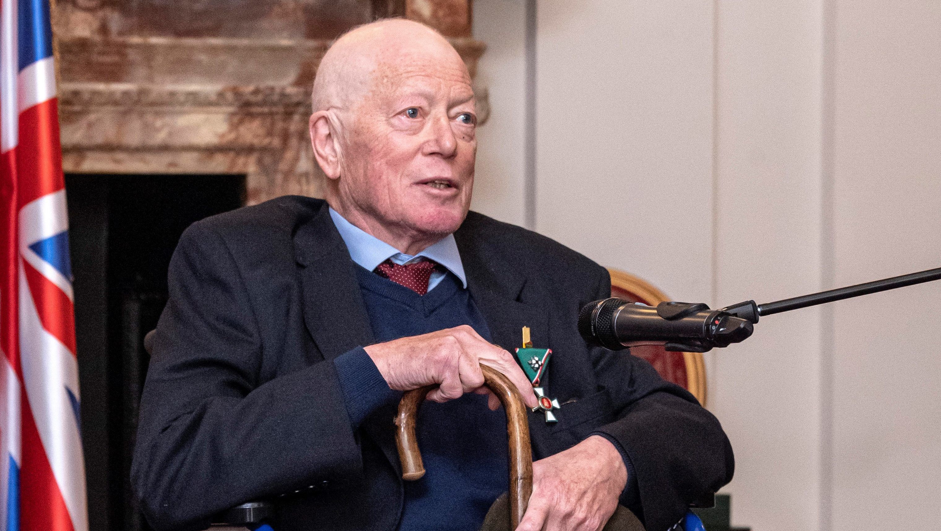 Meghalt Sir Roger Scruton