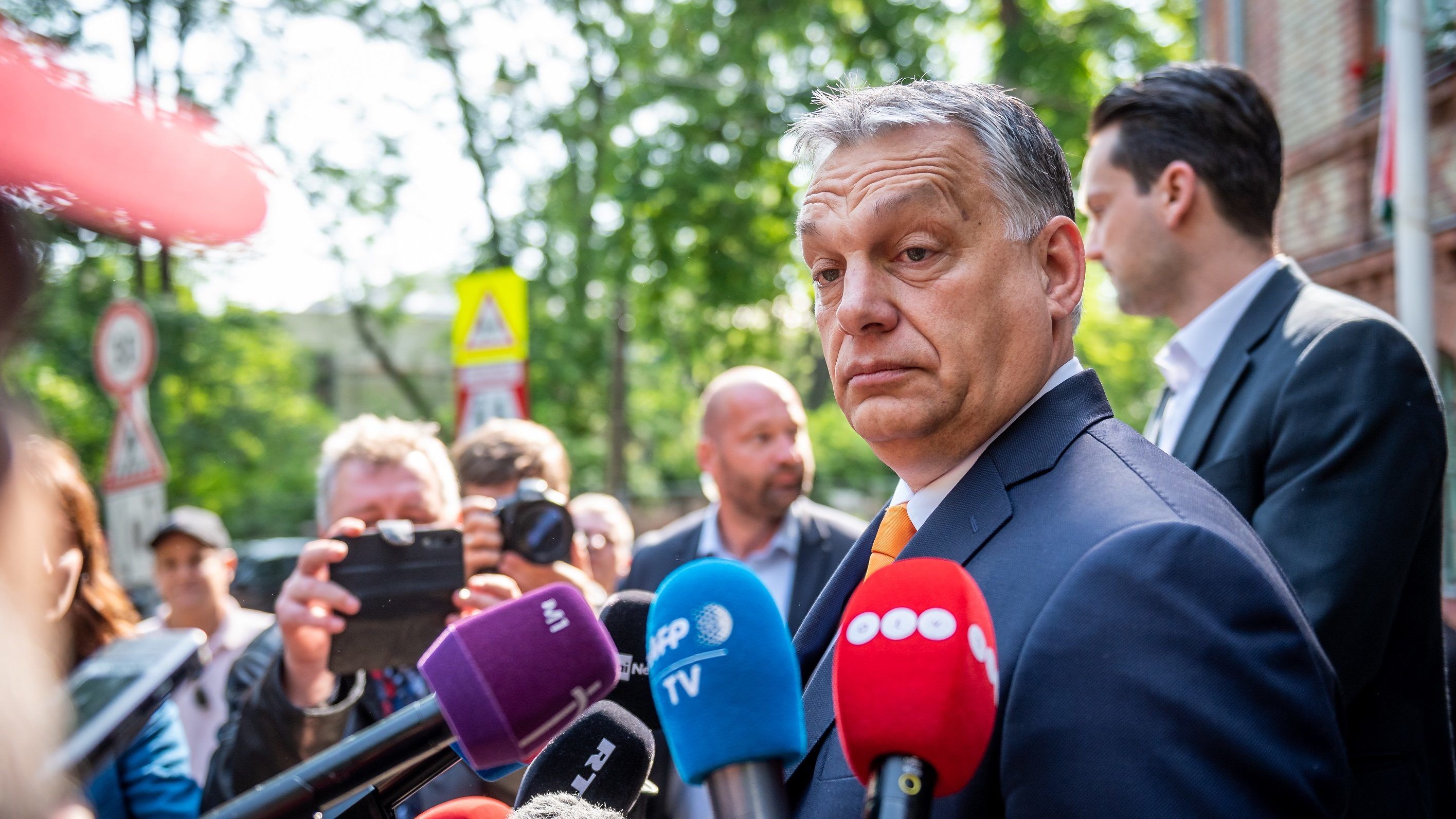 Két hétig konzultál Orbán a választókerületi elnökökkel