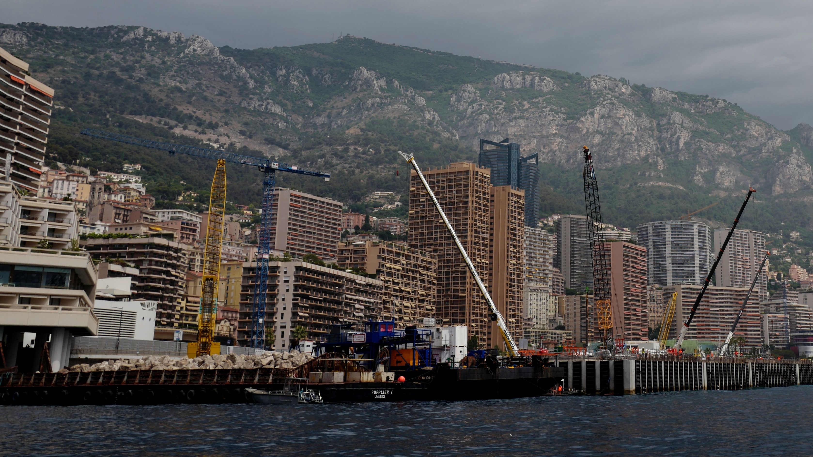 Ingatlanfejlesztési projekt keretében növelik Monaco területét