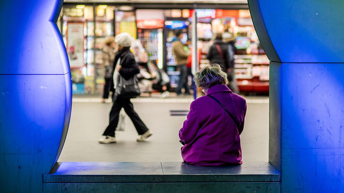 Számolják fel a nyomort, adjanak alapnyugdíjat! – követelik a szakszervezetek