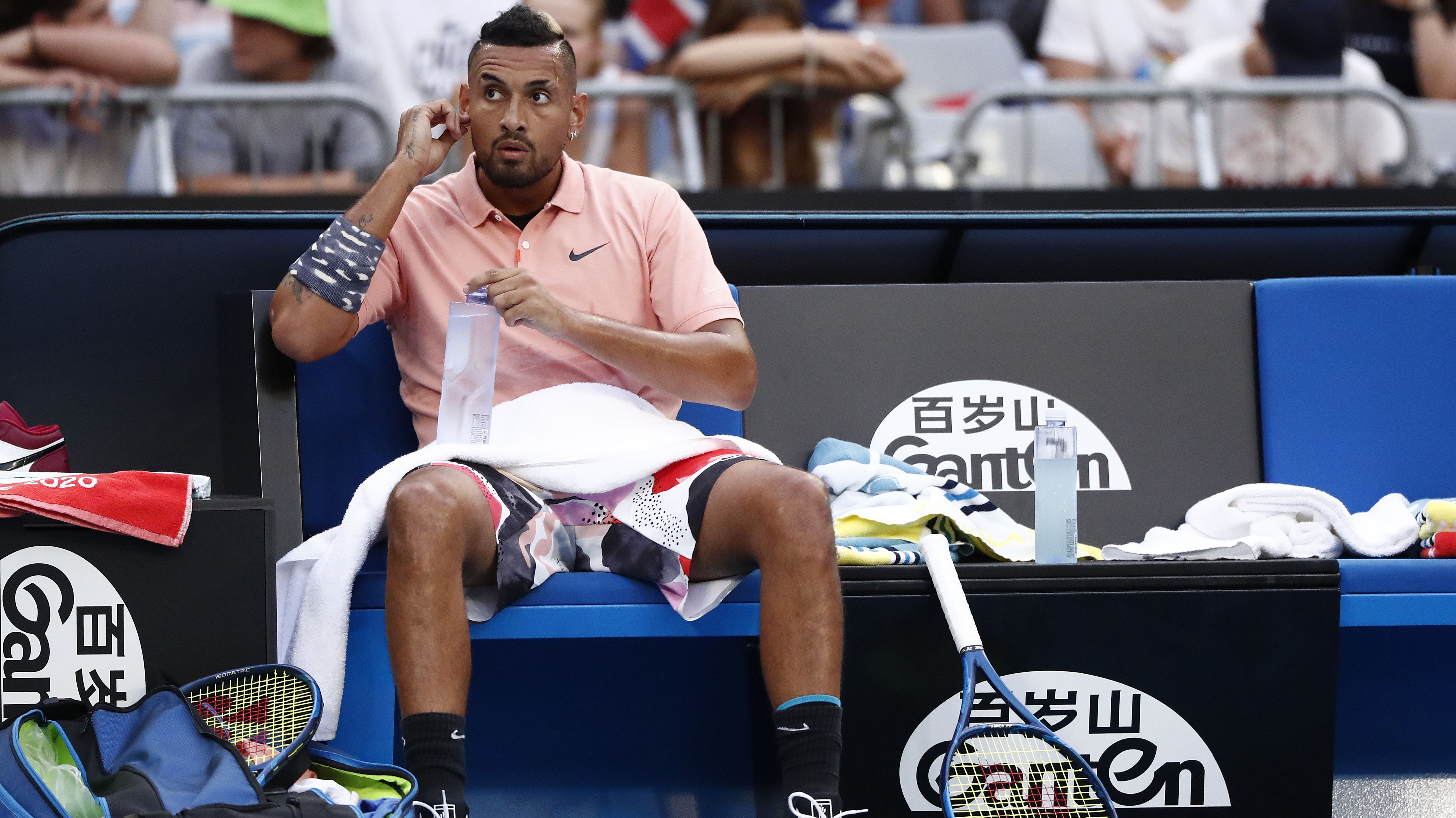 Két néző verekedett Nick Kyrgios meccsén az Australian Openen