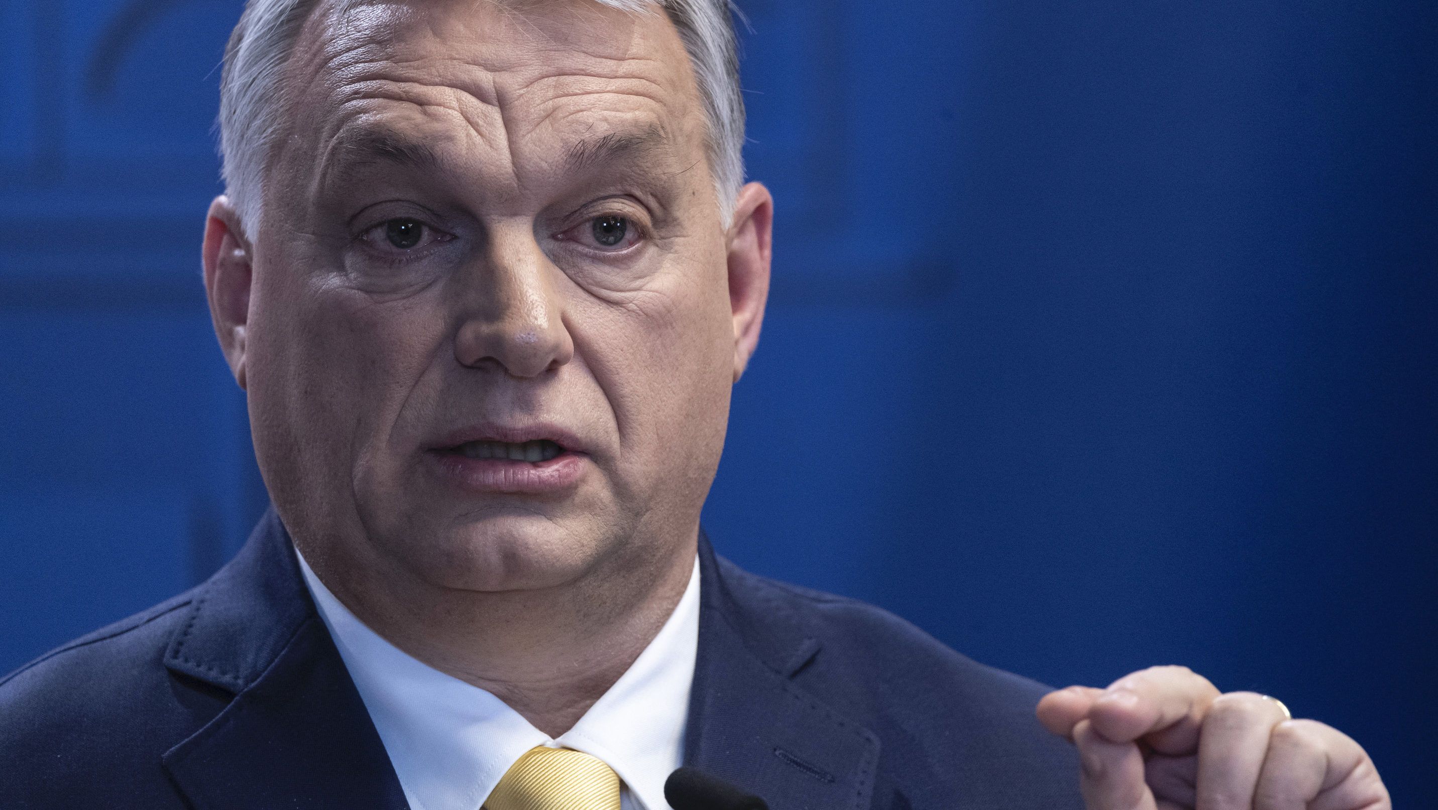 Spiegel: Orbán ügyei rosszul állnak, ezért új ellenségképet épít fel