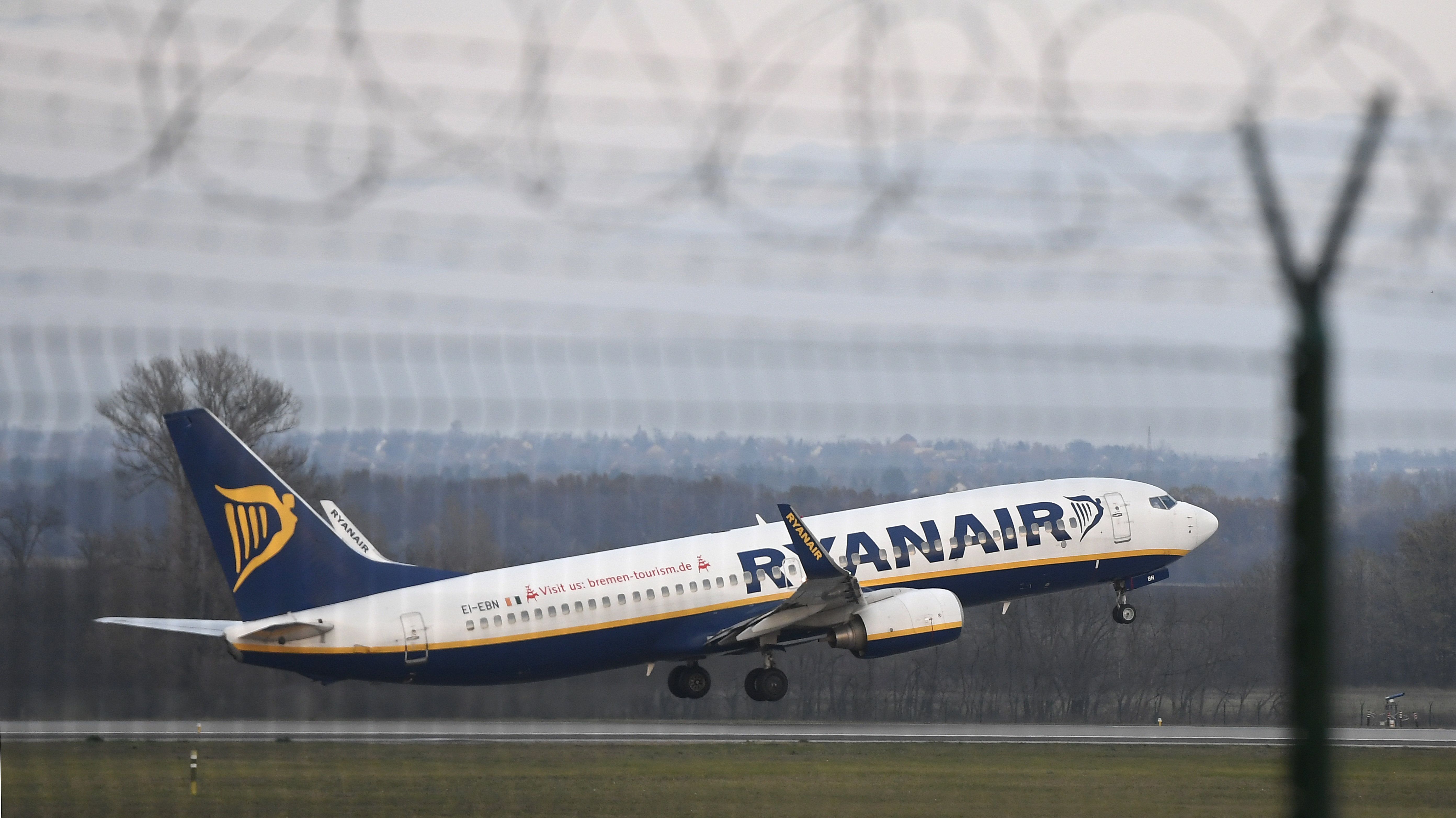 Összeesett négy utas a Ryanair Budapest-Edinburgh járatán