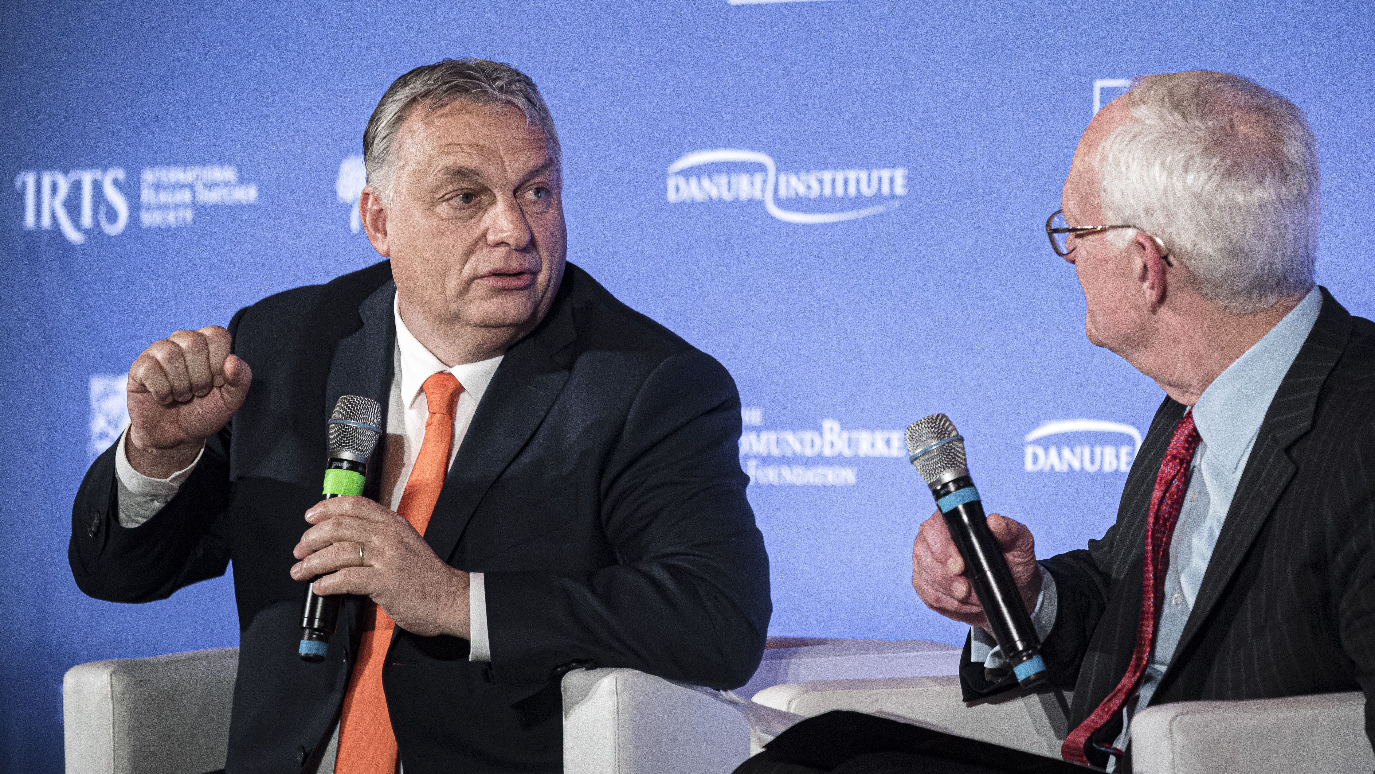 Orbán: ha egy konzervatív vezető hibázik, másnap reggel megölik