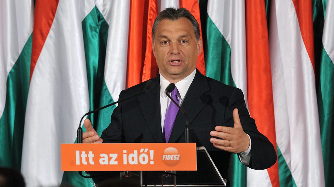 Orbán tíz éve: Nem lehet oligarchikus módszerekkel kormányozni