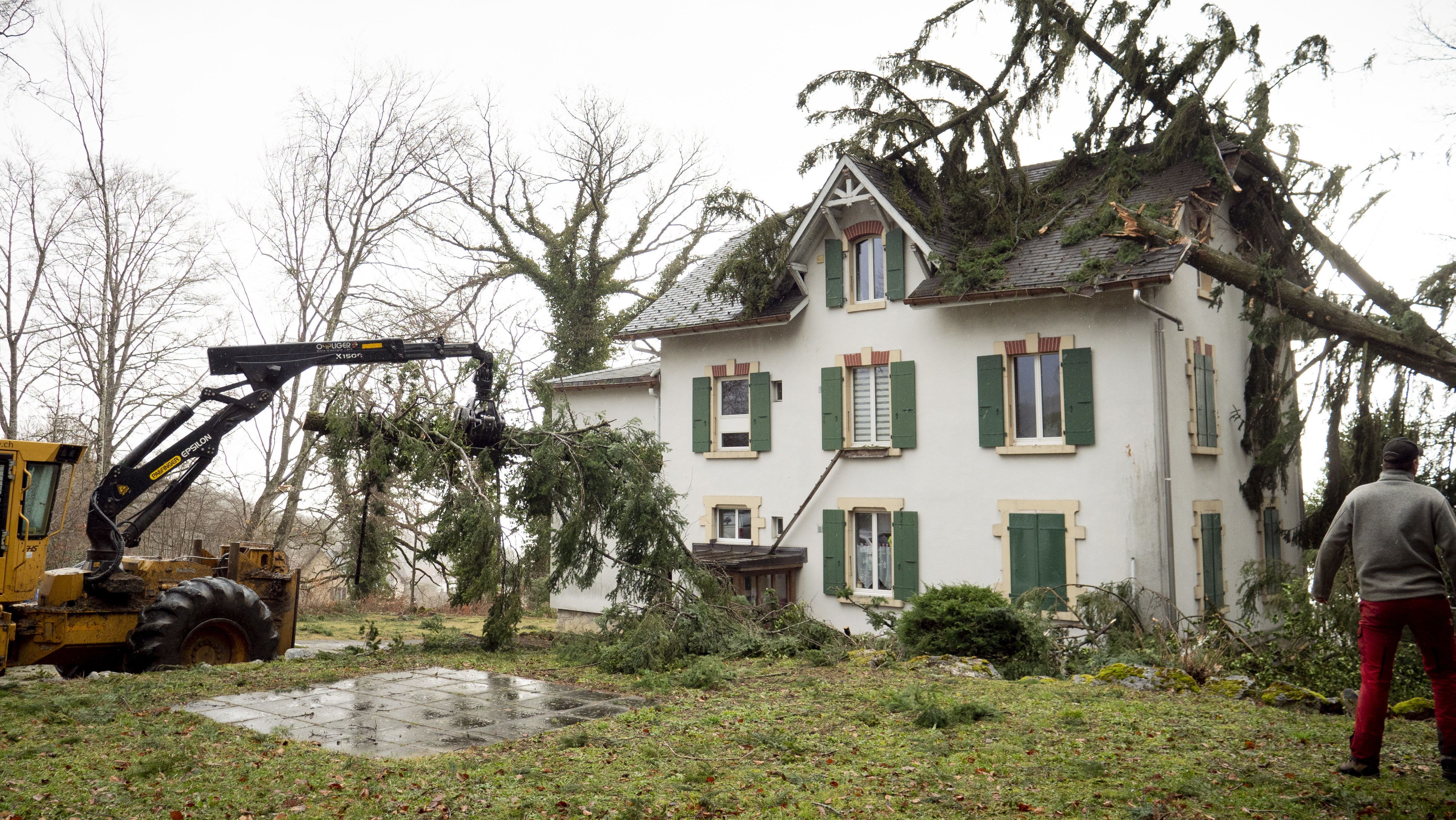 202 kilométeres szél: már 8 halálos áldozata van a viharnak Európában